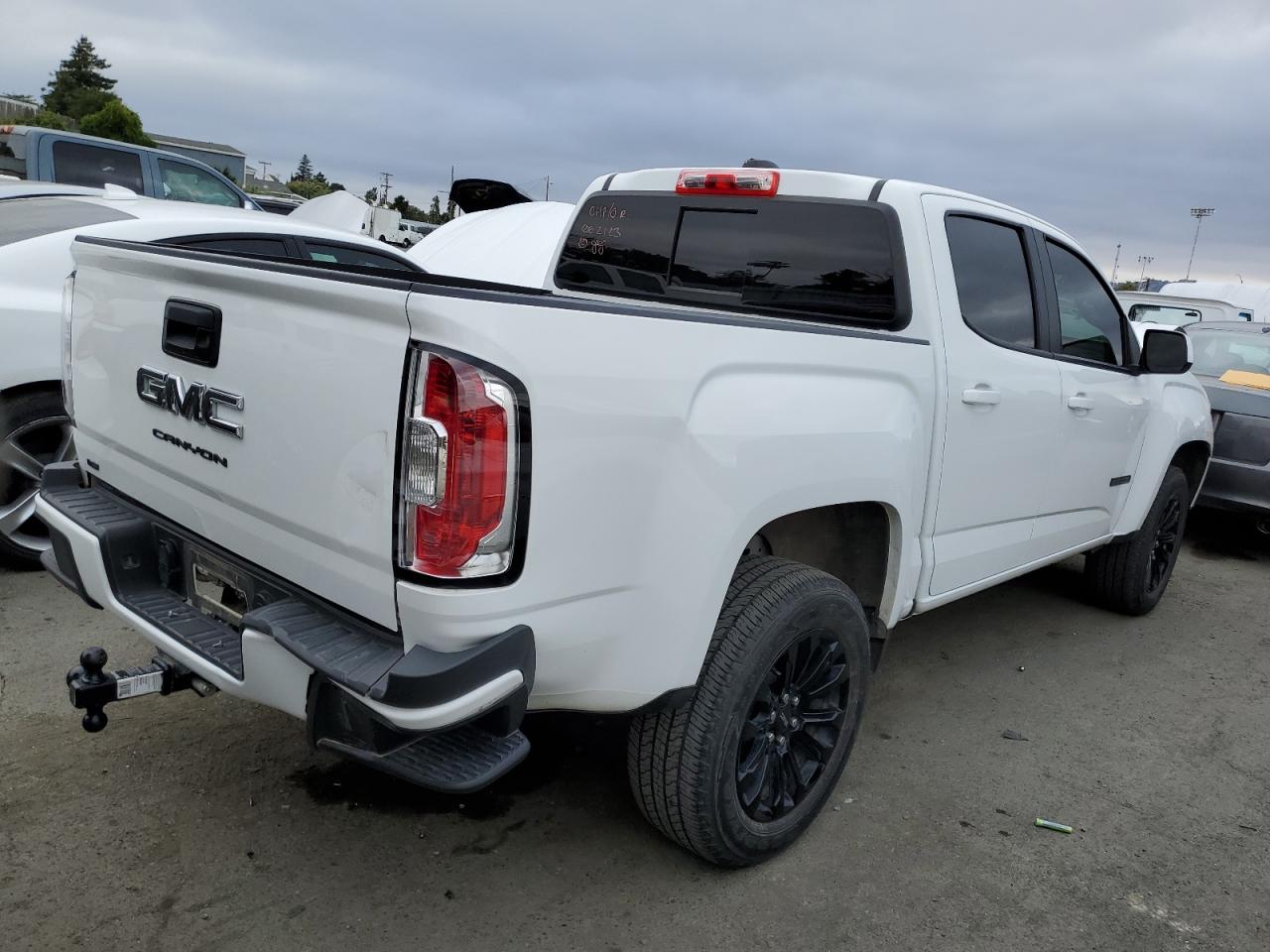 Photo 2 VIN: 1GTG5CEN2M1140444 - GMC CANYON 