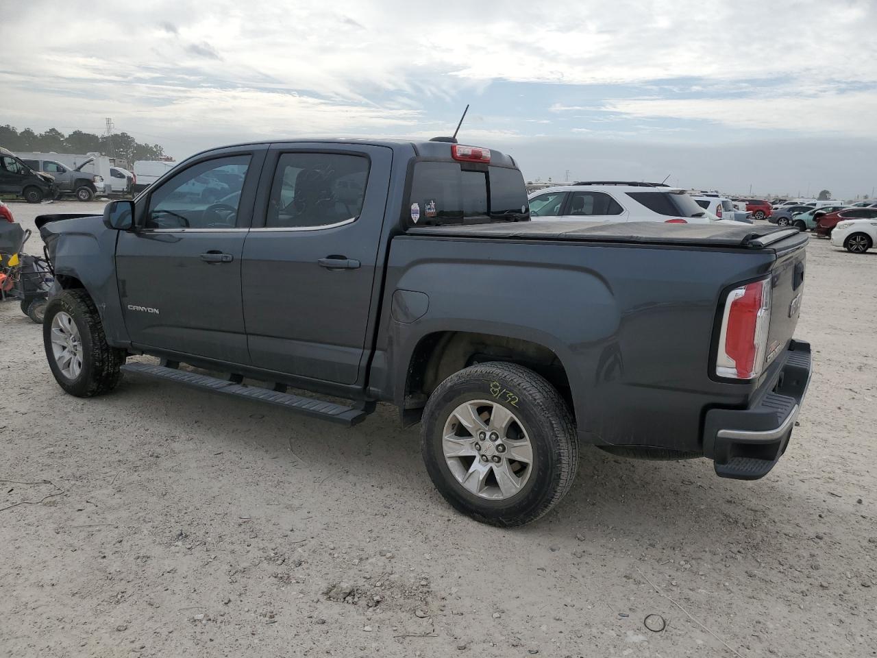 Photo 1 VIN: 1GTG5CEN7H1246930 - GMC CANYON 