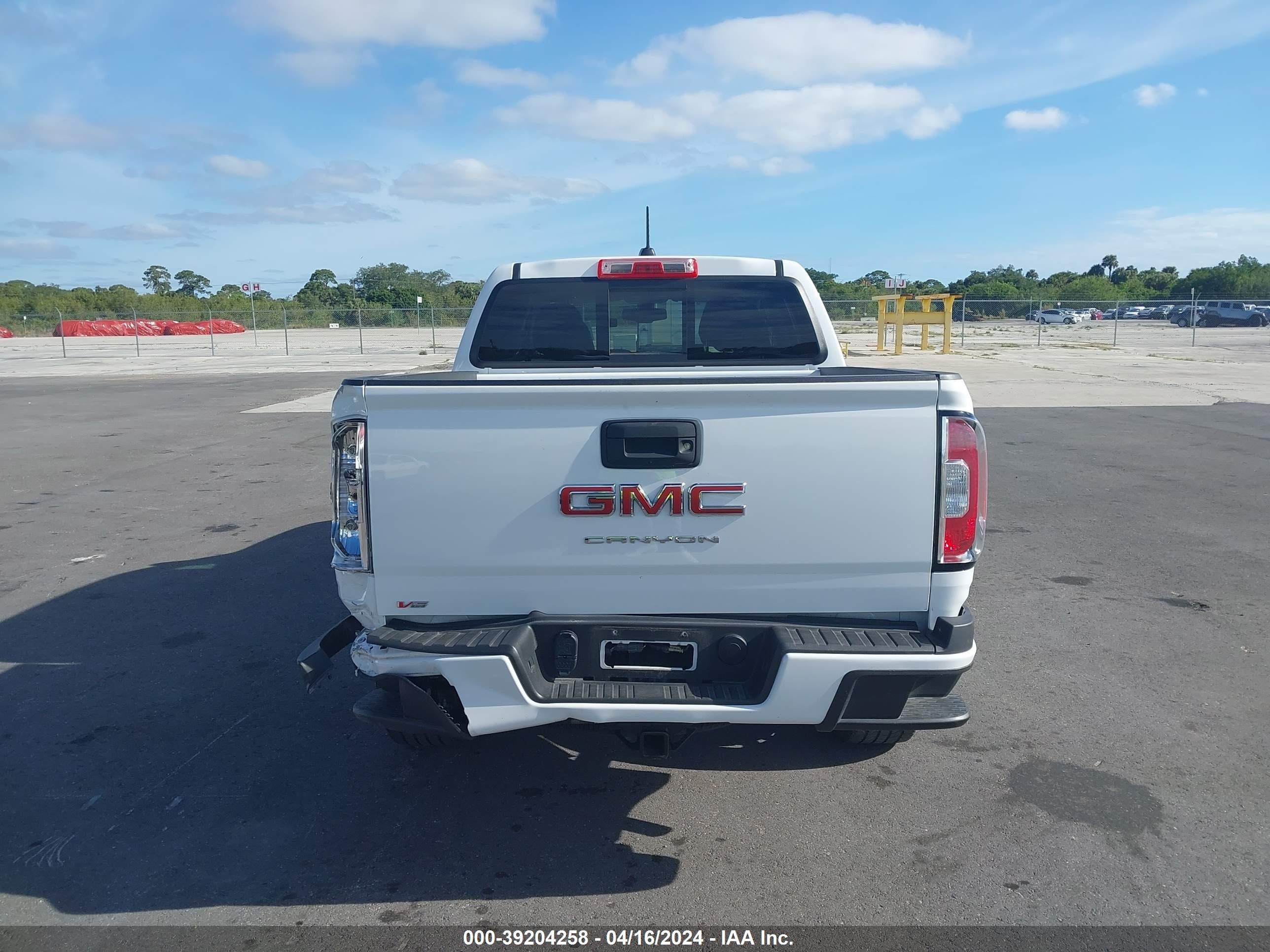 Photo 15 VIN: 1GTG5CENXN1272479 - GMC CANYON 