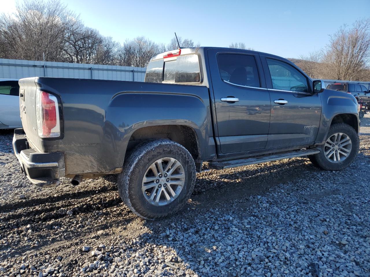 Photo 2 VIN: 1GTG5DE33G1100656 - GMC CANYON 