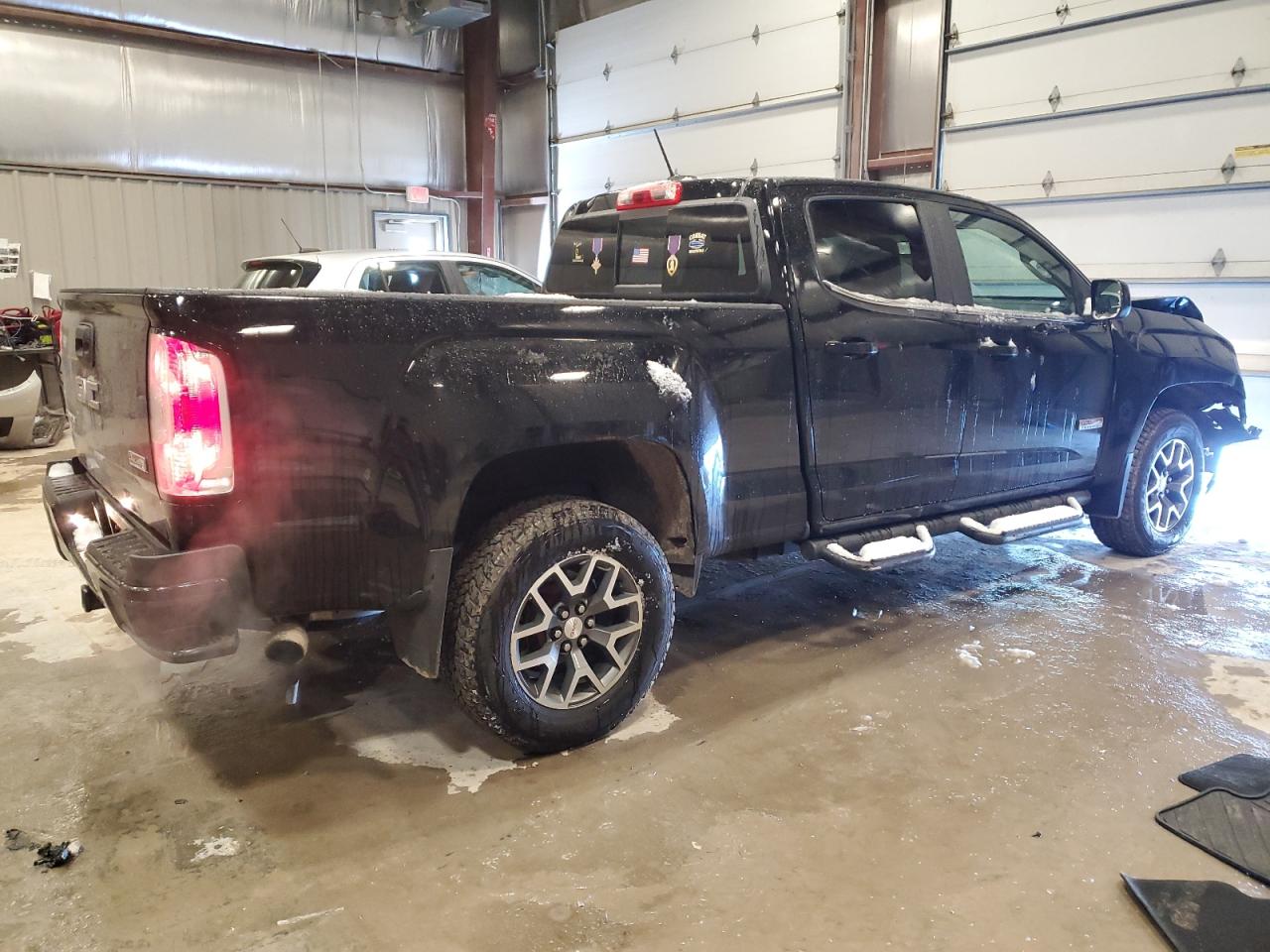 Photo 2 VIN: 1GTG6CE30G1174740 - GMC CANYON 