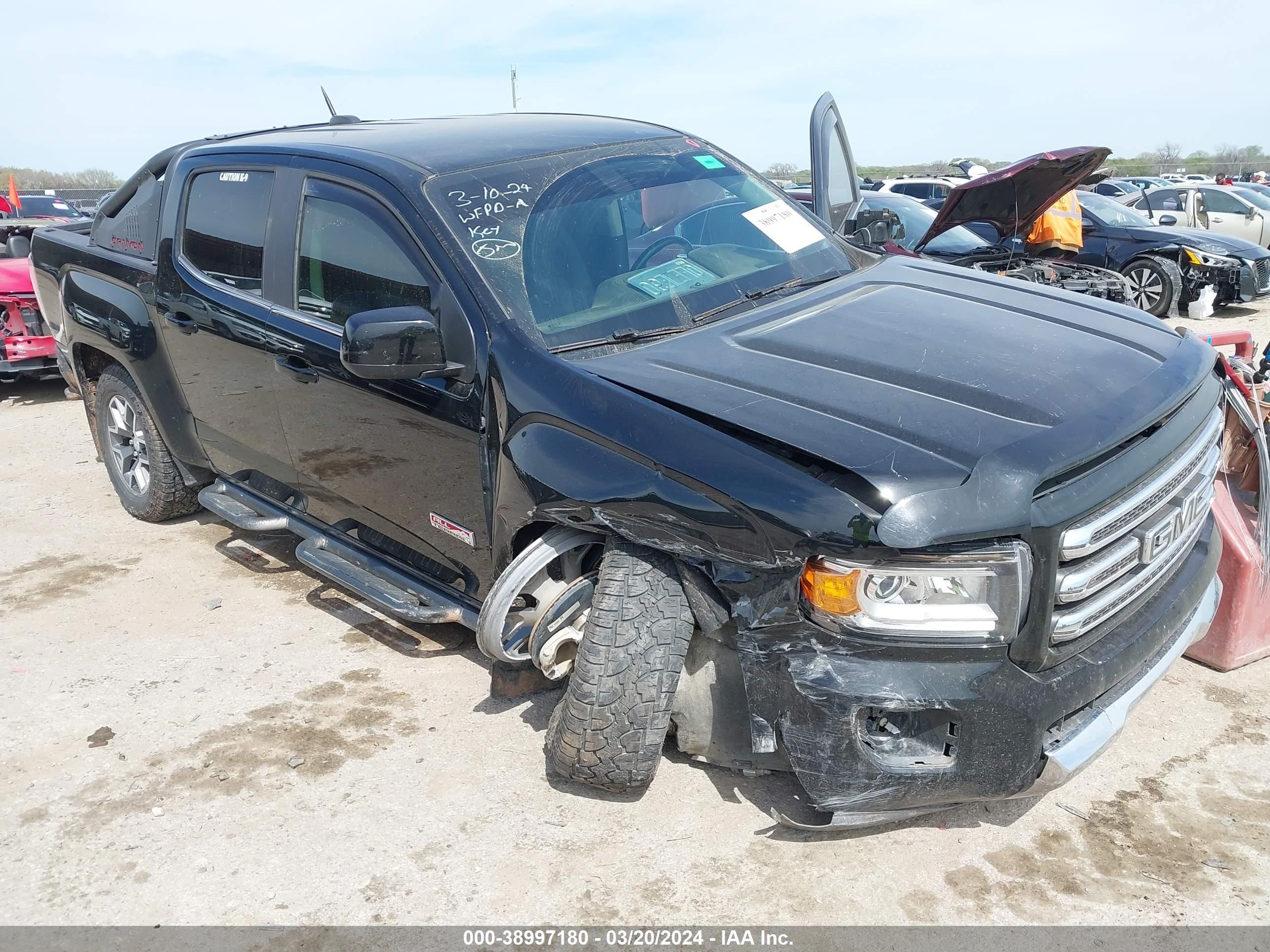 Photo 3 VIN: 1GTG6CE32G1377001 - GMC CANYON 