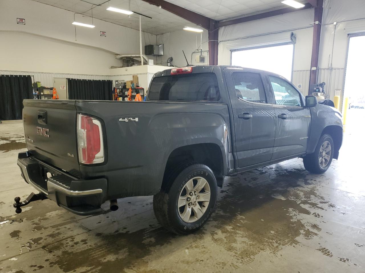 Photo 2 VIN: 1GTG6CEN0H1214009 - GMC CANYON 