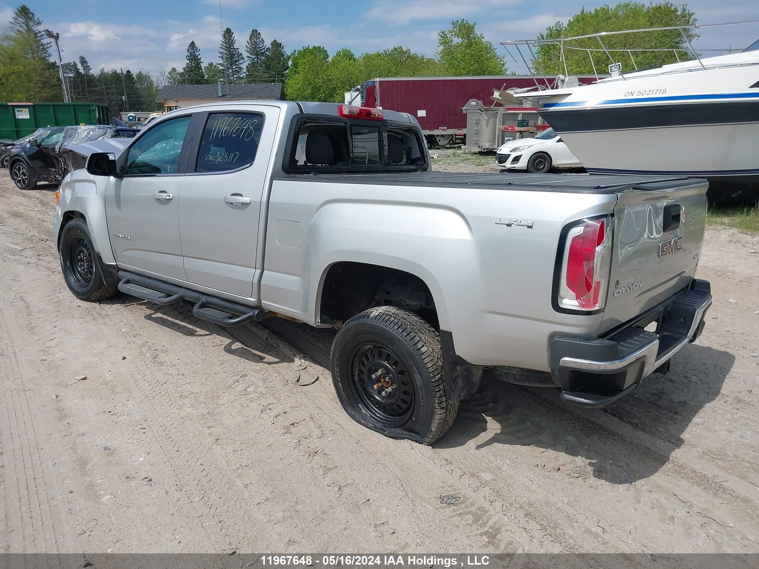 Photo 2 VIN: 1GTG6CEN0H1323117 - GMC CANYON 