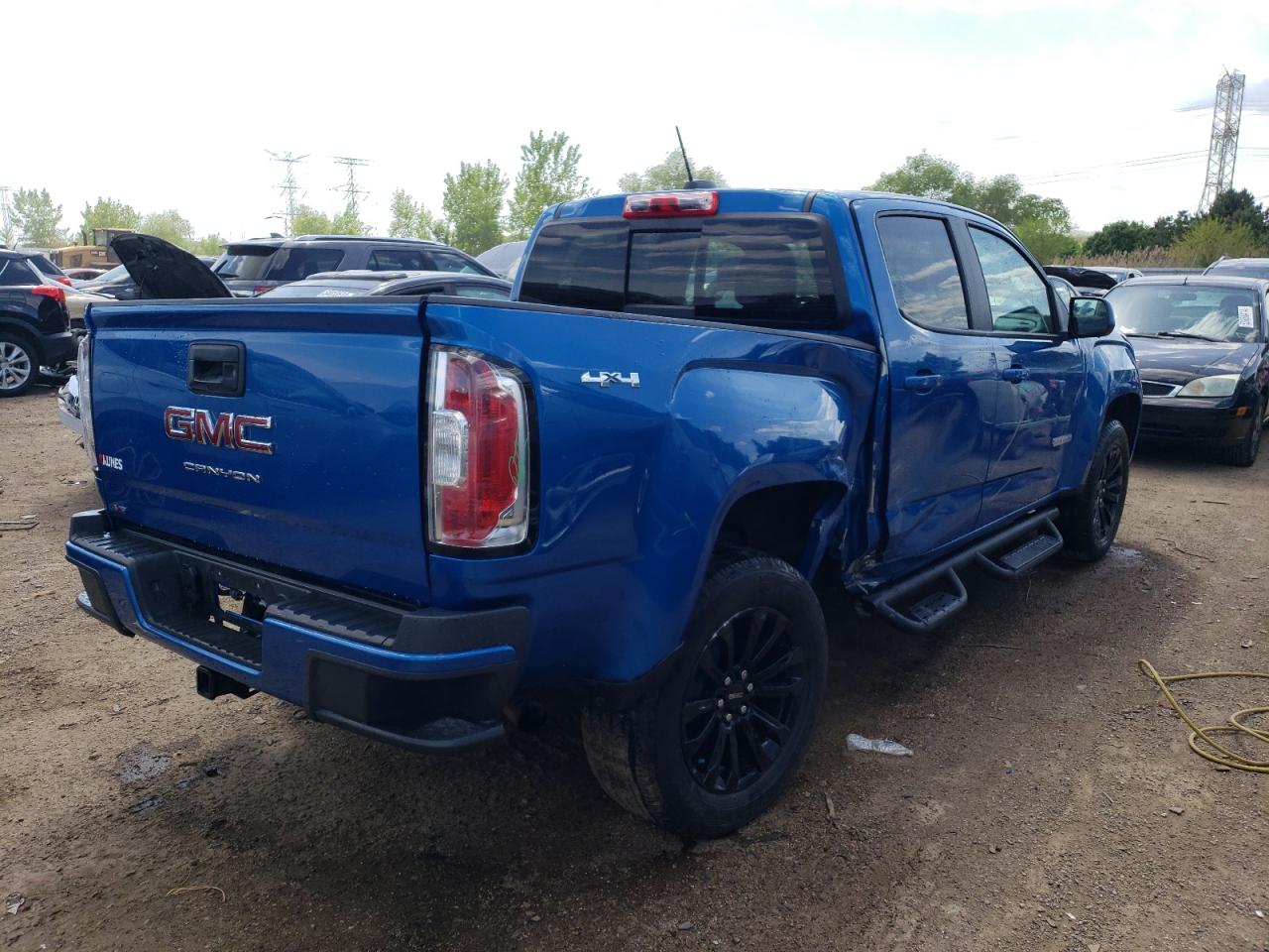 Photo 2 VIN: 1GTG6CEN7N1123105 - GMC CANYON 