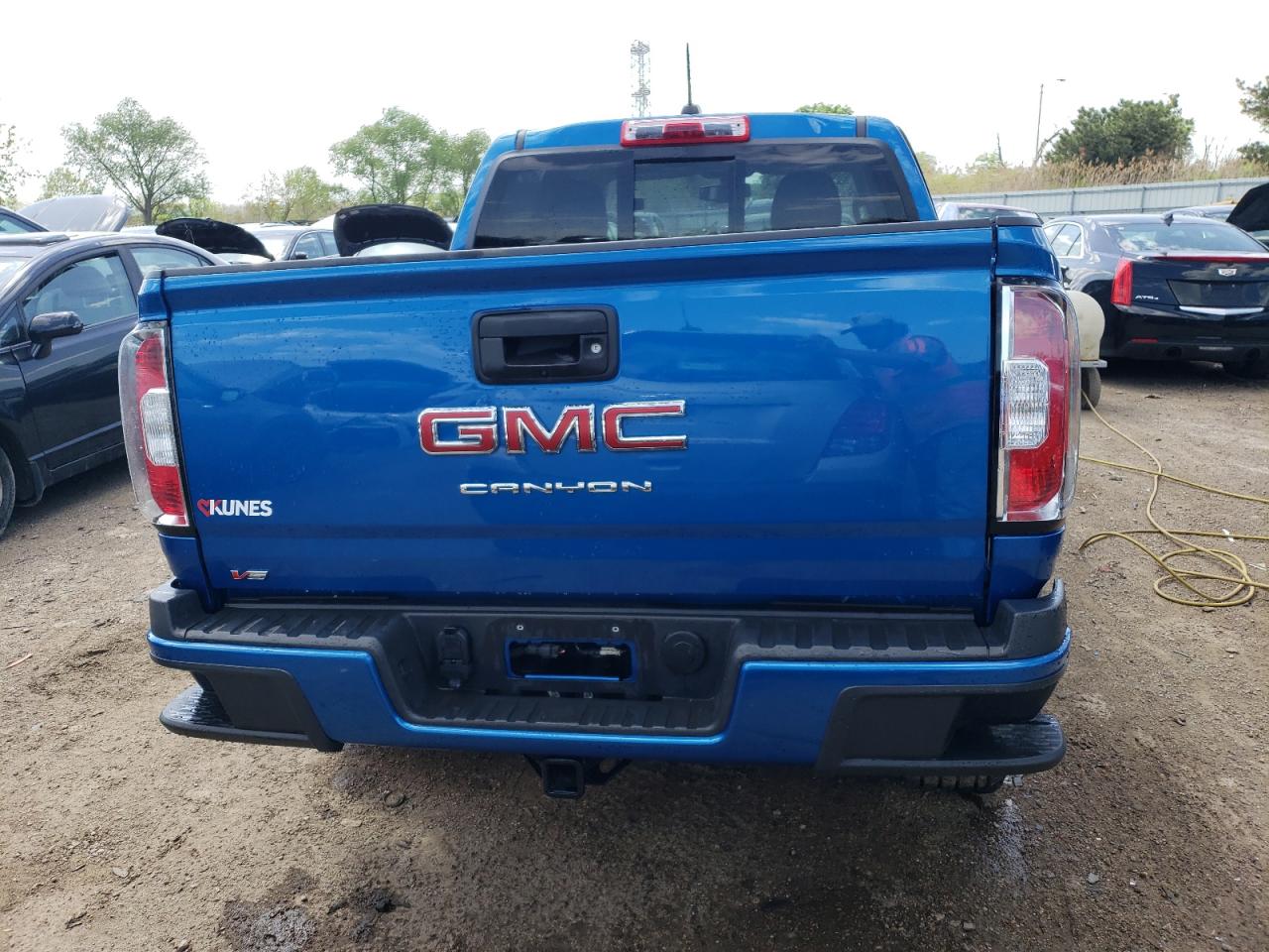 Photo 5 VIN: 1GTG6CEN7N1123105 - GMC CANYON 