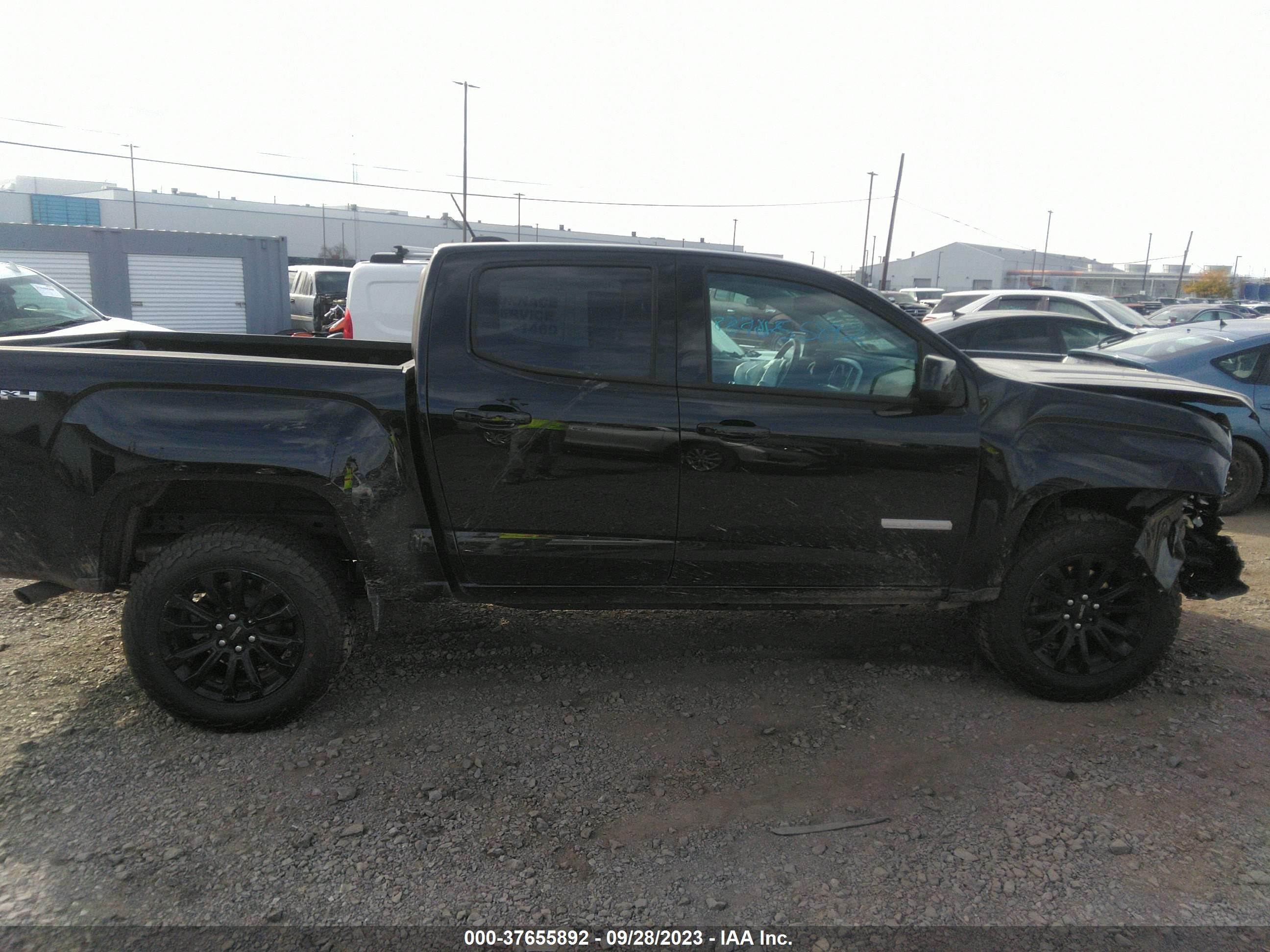 Photo 12 VIN: 1GTG6CENXN1331379 - GMC CANYON 