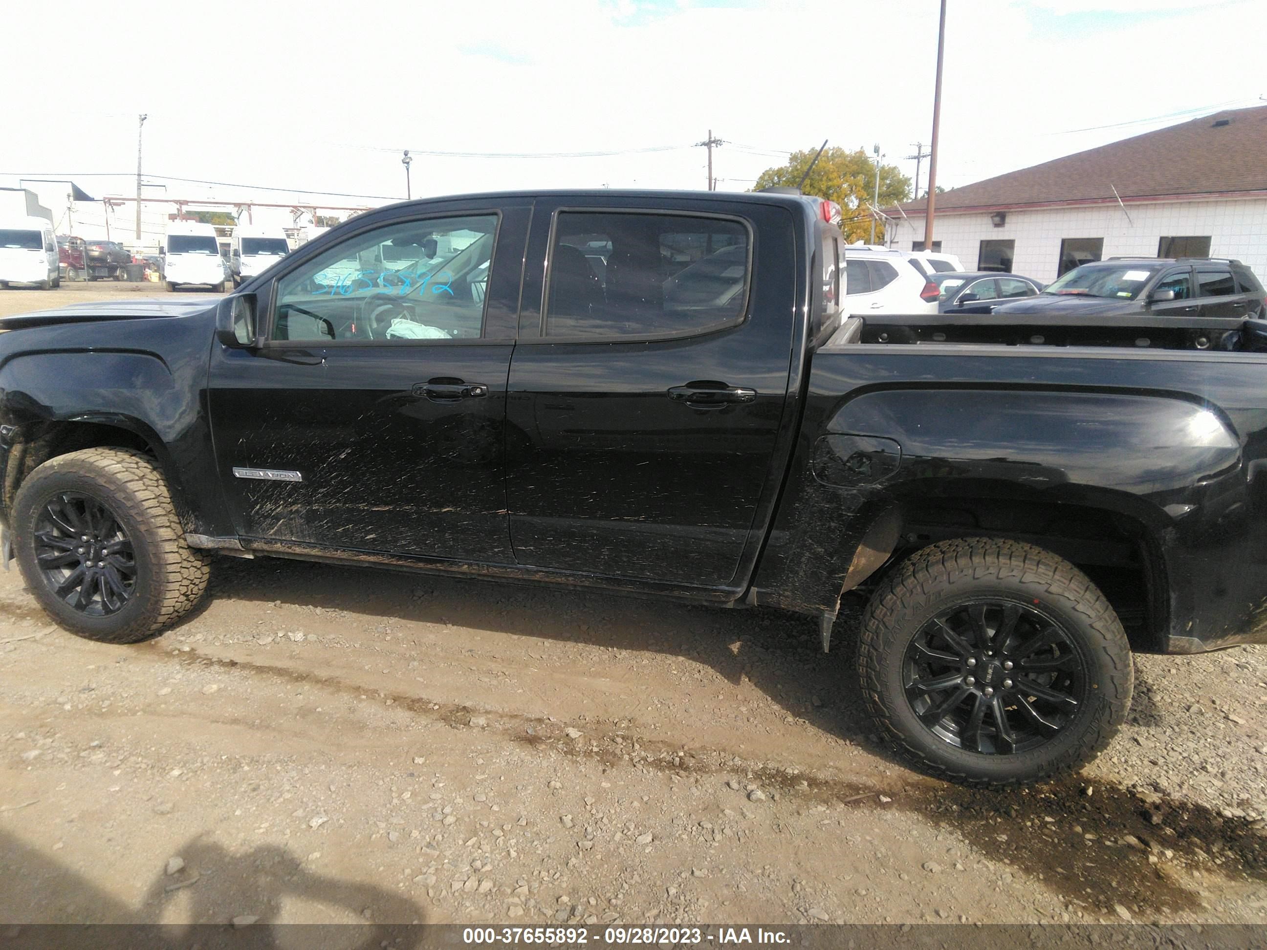 Photo 13 VIN: 1GTG6CENXN1331379 - GMC CANYON 