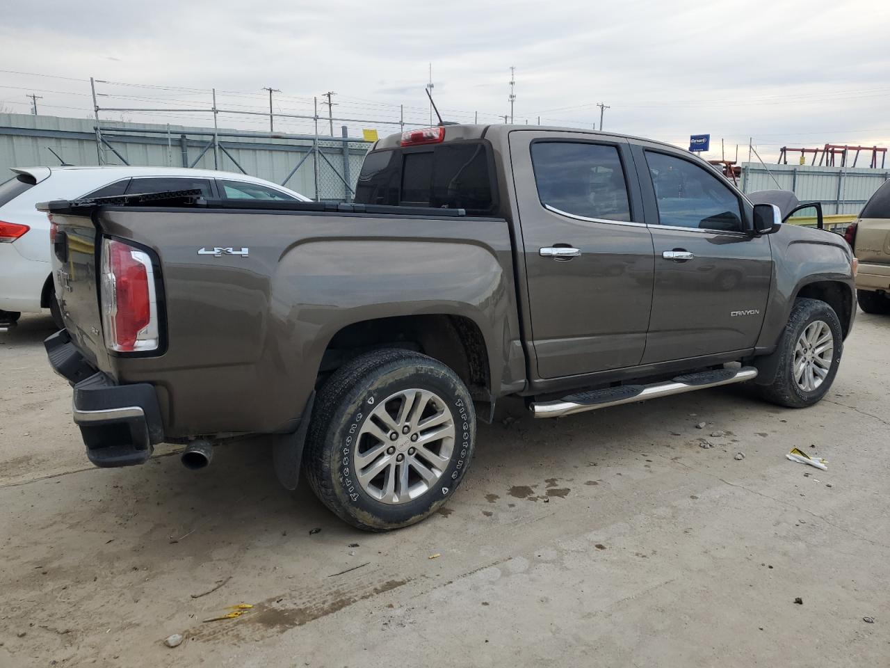 Photo 2 VIN: 1GTG6DE33G1322613 - GMC CANYON 