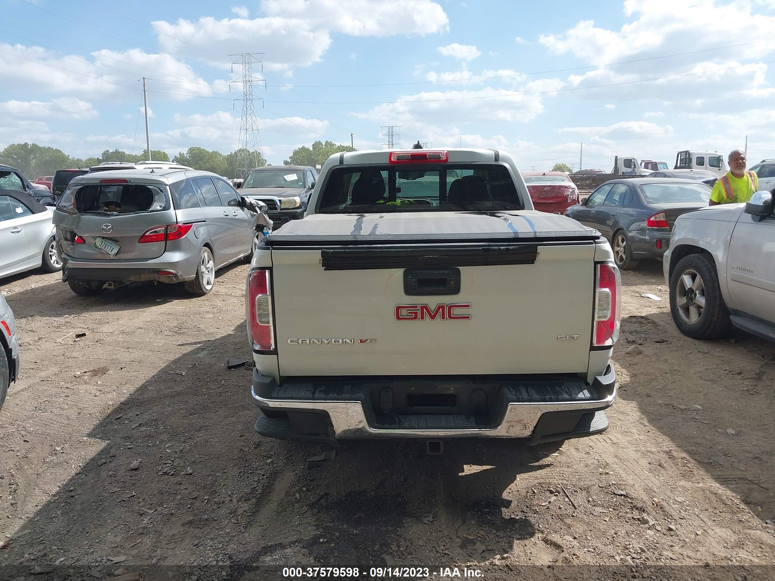 Photo 15 VIN: 1GTG6DEN4H1312613 - GMC CANYON 