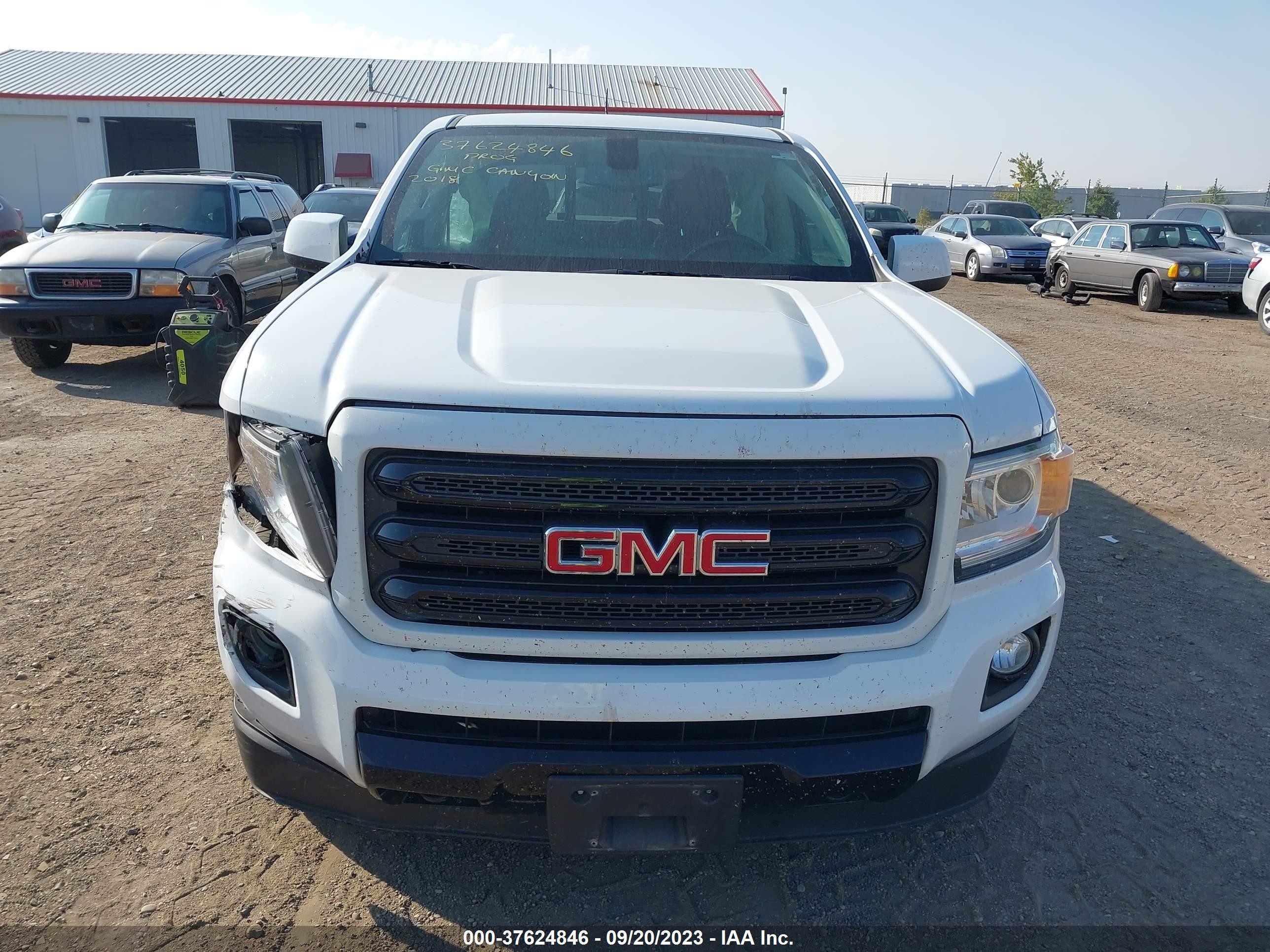 Photo 11 VIN: 1GTG6DEN4J1257957 - GMC CANYON 