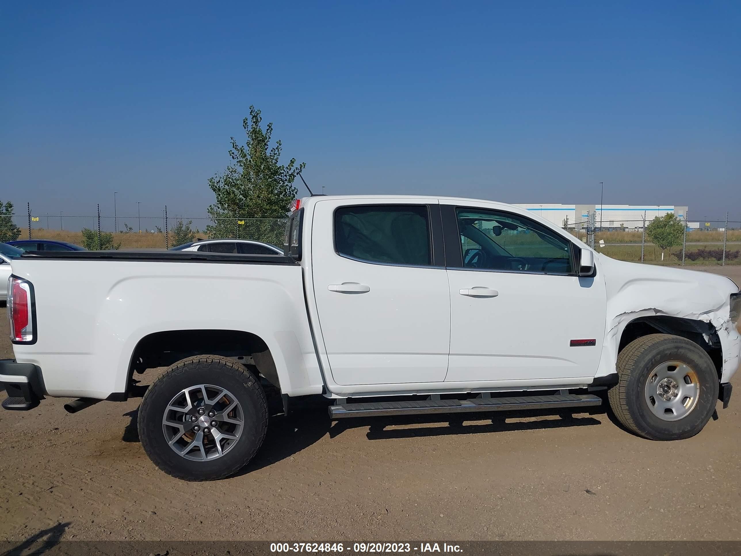 Photo 12 VIN: 1GTG6DEN4J1257957 - GMC CANYON 