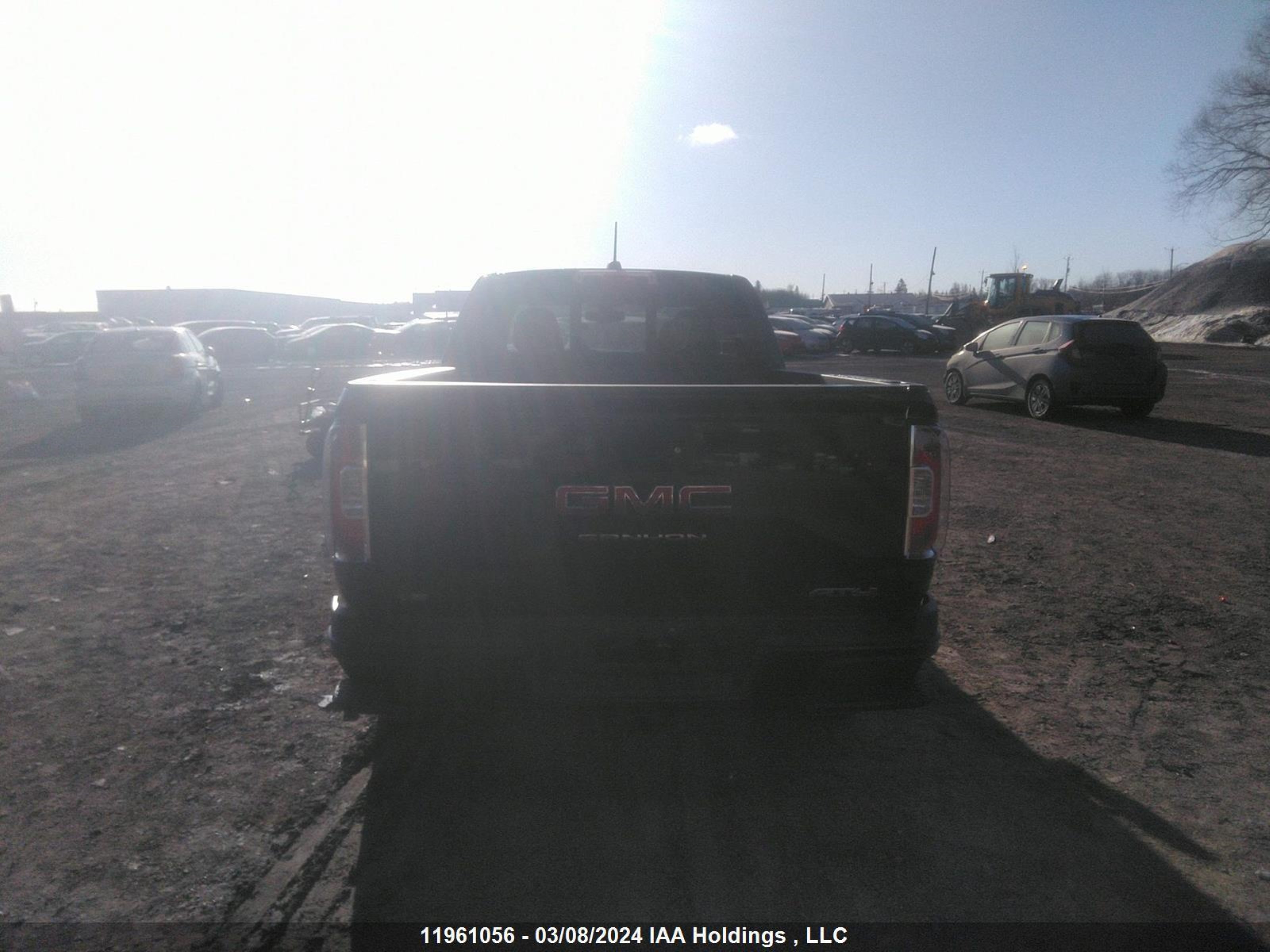 Photo 15 VIN: 1GTG6FEN0N1295364 - GMC CANYON 