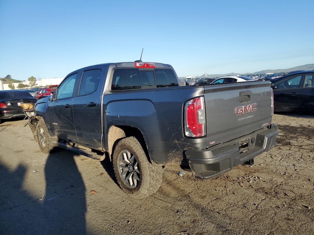 Photo 1 VIN: 1GTG6FEN2N1187750 - GMC CANYON 