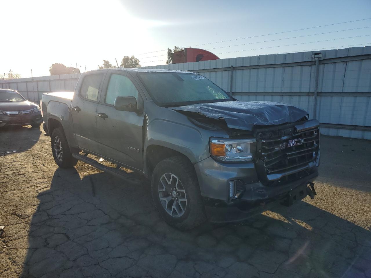 Photo 3 VIN: 1GTG6FEN2N1187750 - GMC CANYON 