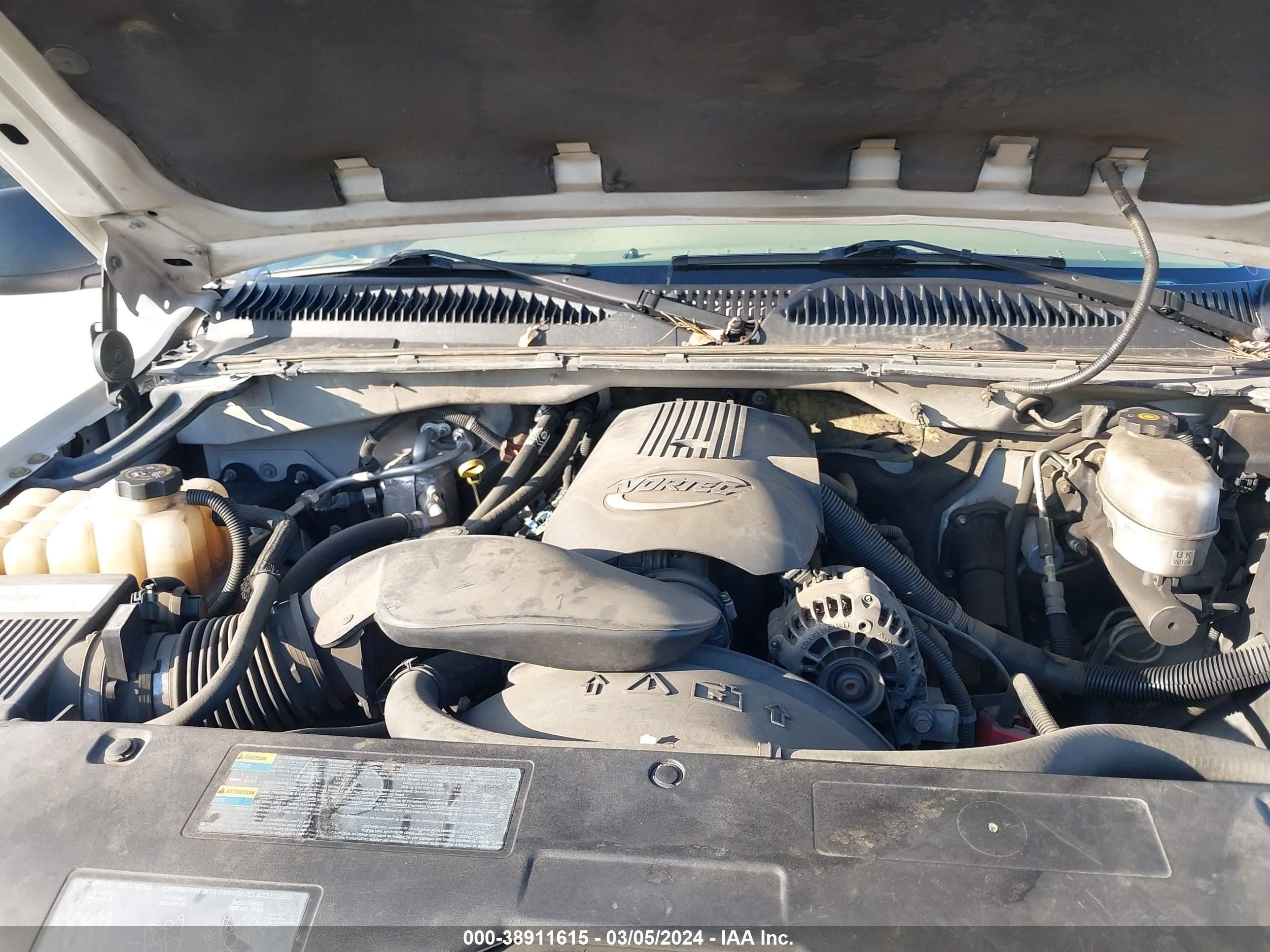 Photo 9 VIN: 1GTGC13U13F218170 - GMC SIERRA 