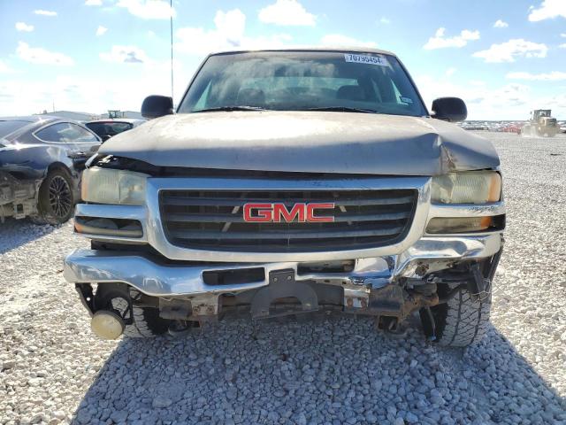 Photo 4 VIN: 1GTGC13U43F146395 - GMC SIERRA C15 