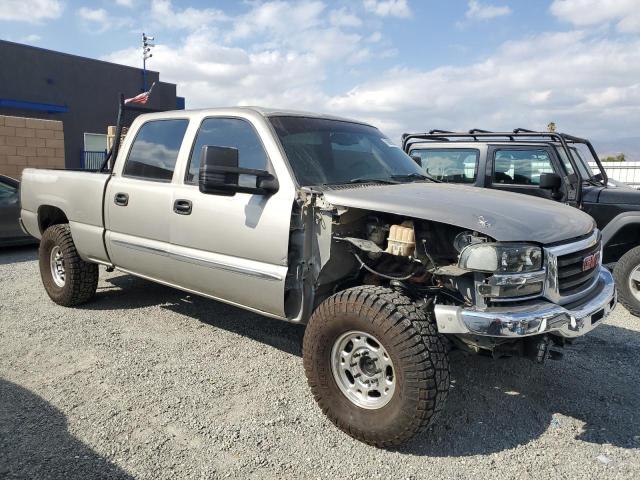 Photo 3 VIN: 1GTGC13U83F159358 - GMC SIERRA C15 