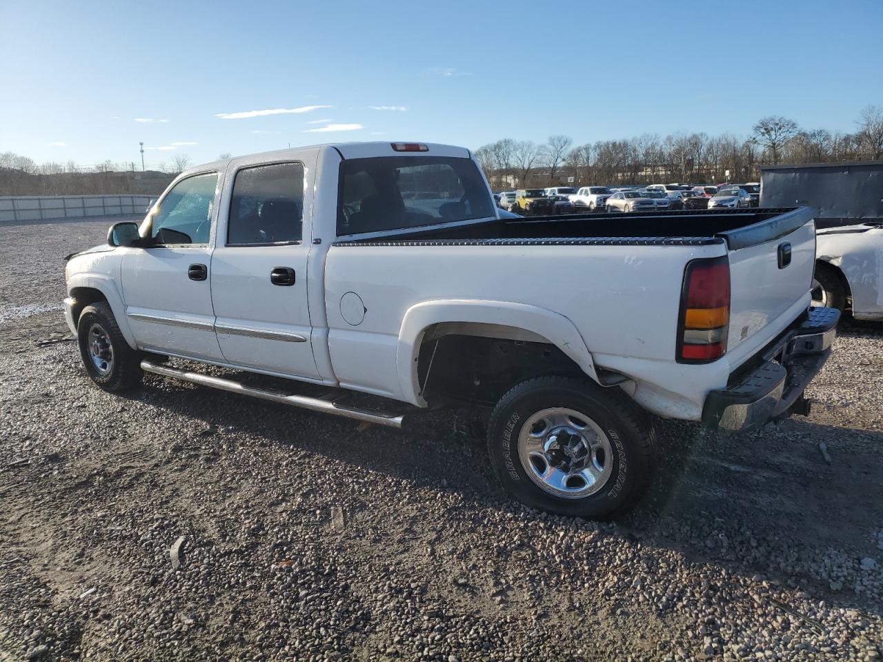 Photo 1 VIN: 1GTGC13U95F812377 - GMC SIERRA 