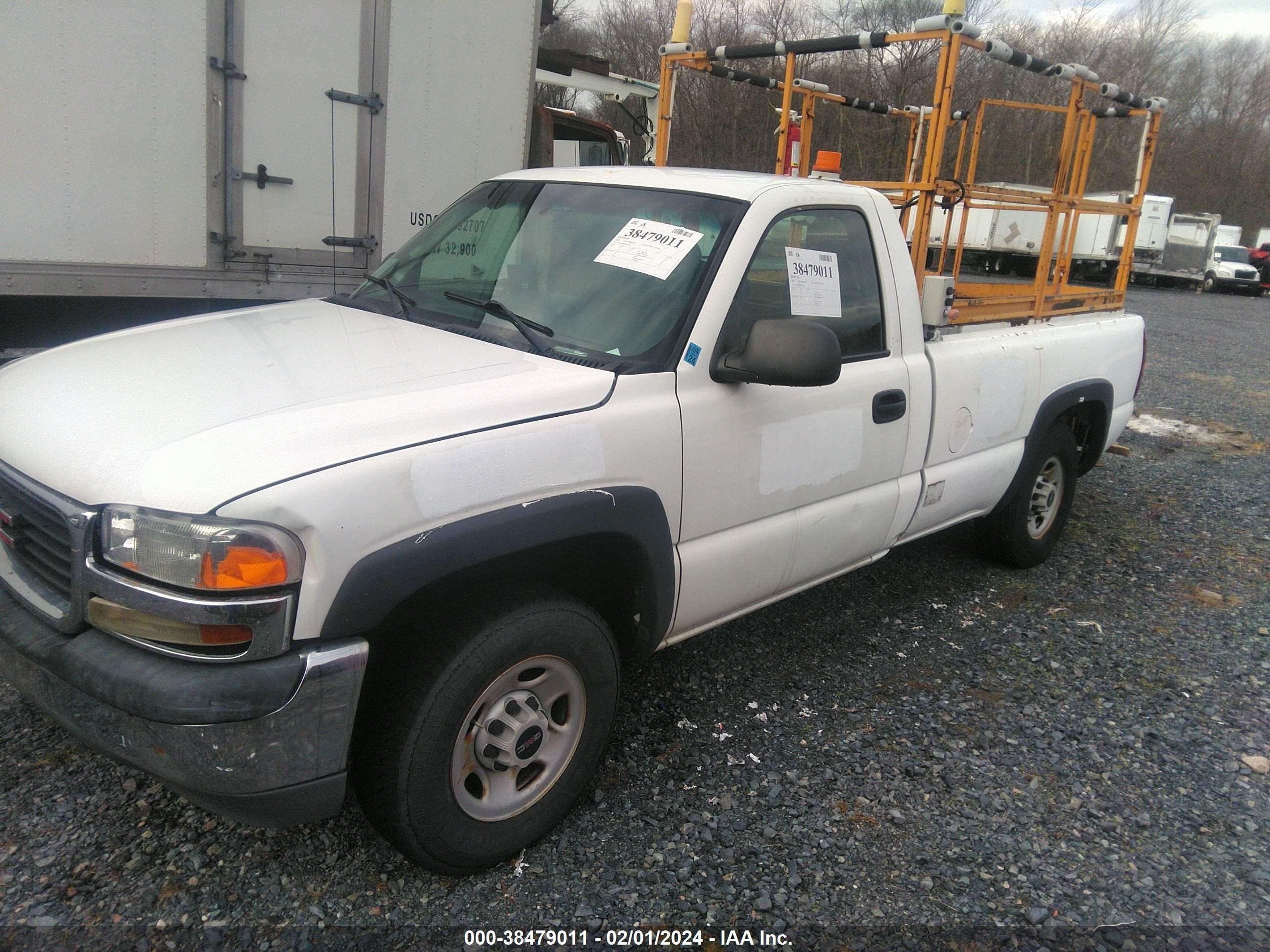 Photo 5 VIN: 1GTGC24U02Z128008 - GMC ALL 