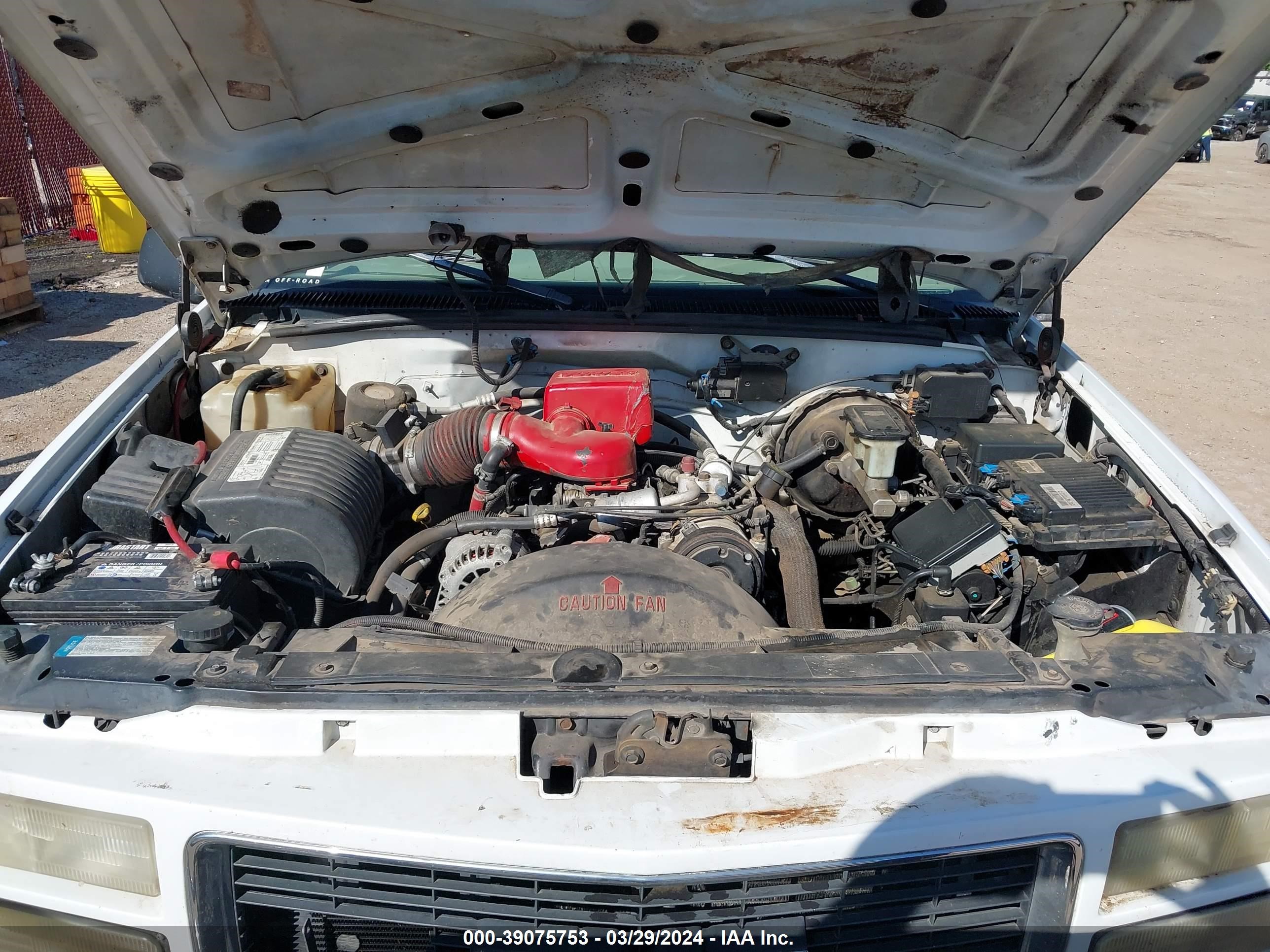 Photo 9 VIN: 1GTGC29R1WE525065 - GMC NULL 