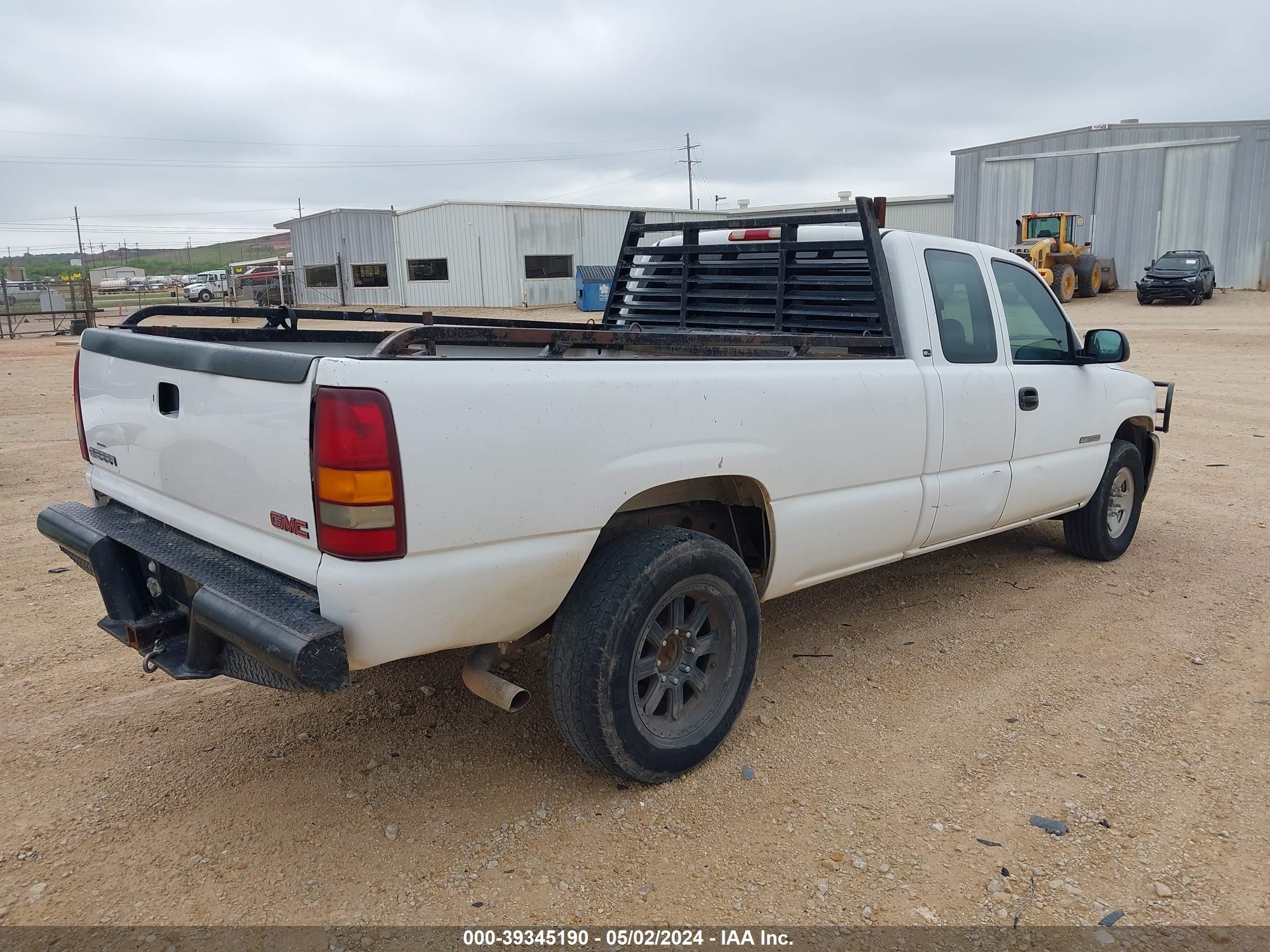 Photo 4 VIN: 1GTGC29U1YE406827 - GMC NULL 