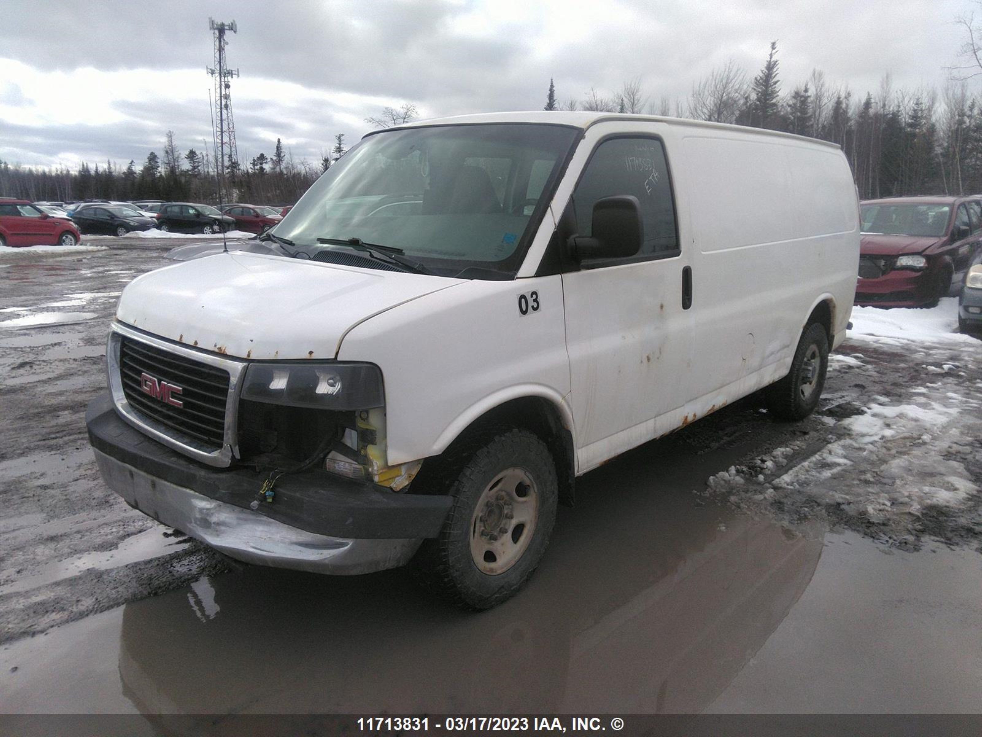 Photo 1 VIN: 1GTGG25C281123250 - GMC SAVANA 