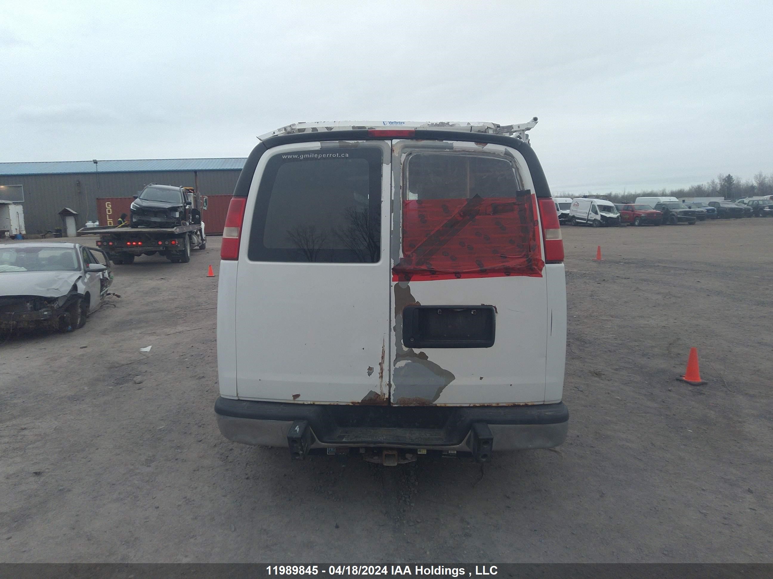 Photo 15 VIN: 1GTGG25C691160691 - GMC SAVANA 