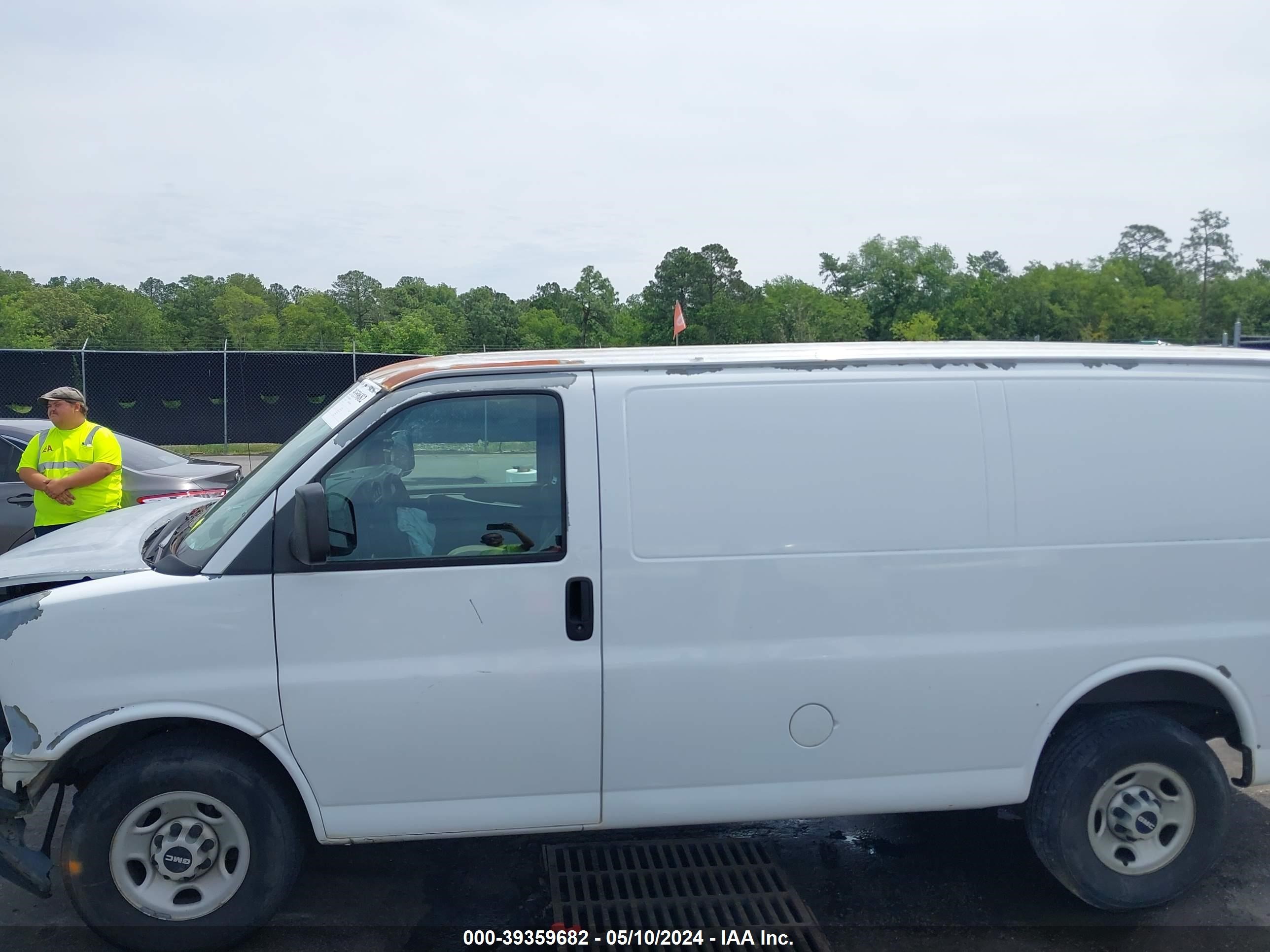 Photo 12 VIN: 1GTGG25C881123494 - GMC SAVANA 