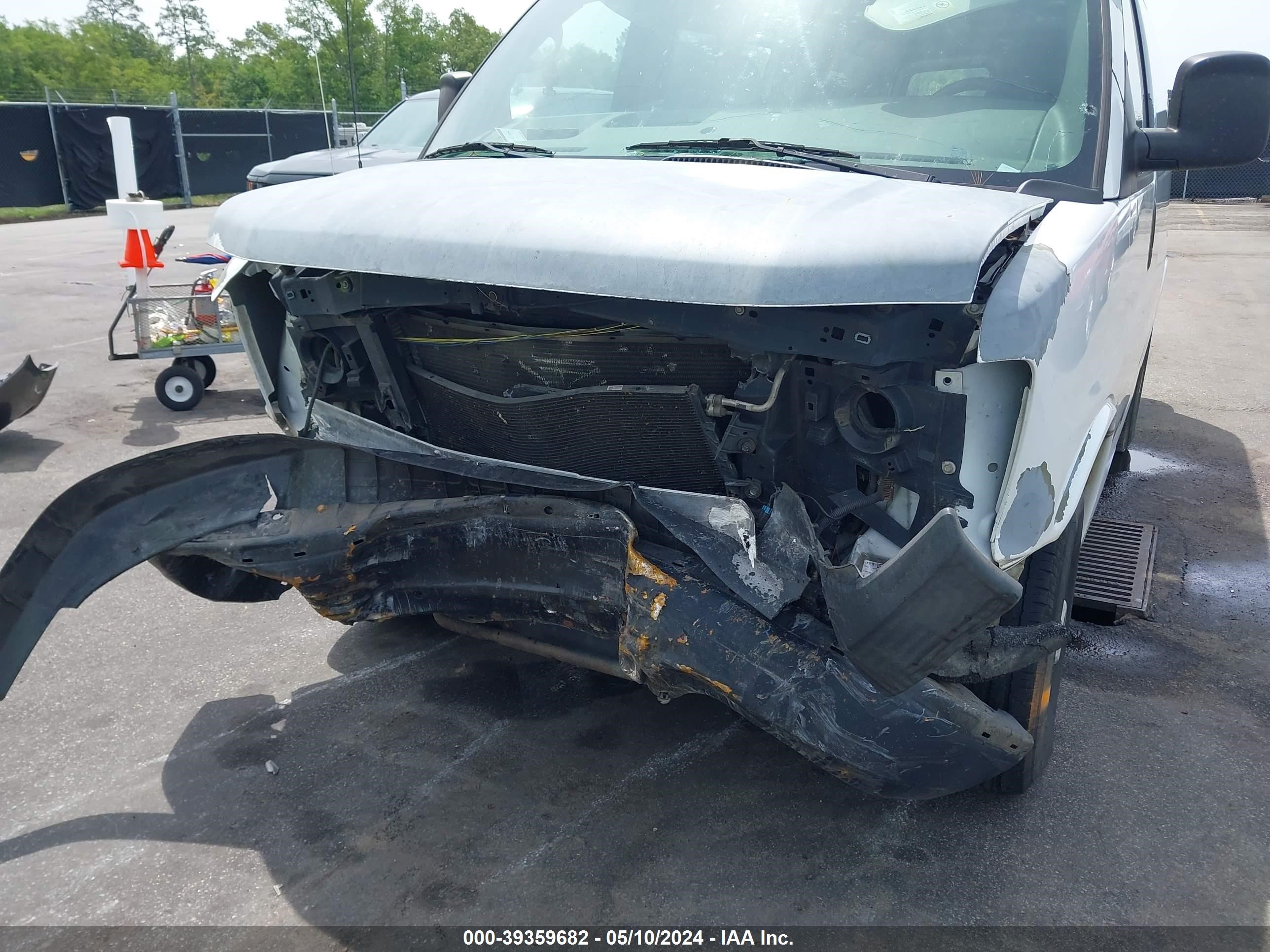 Photo 5 VIN: 1GTGG25C881123494 - GMC SAVANA 