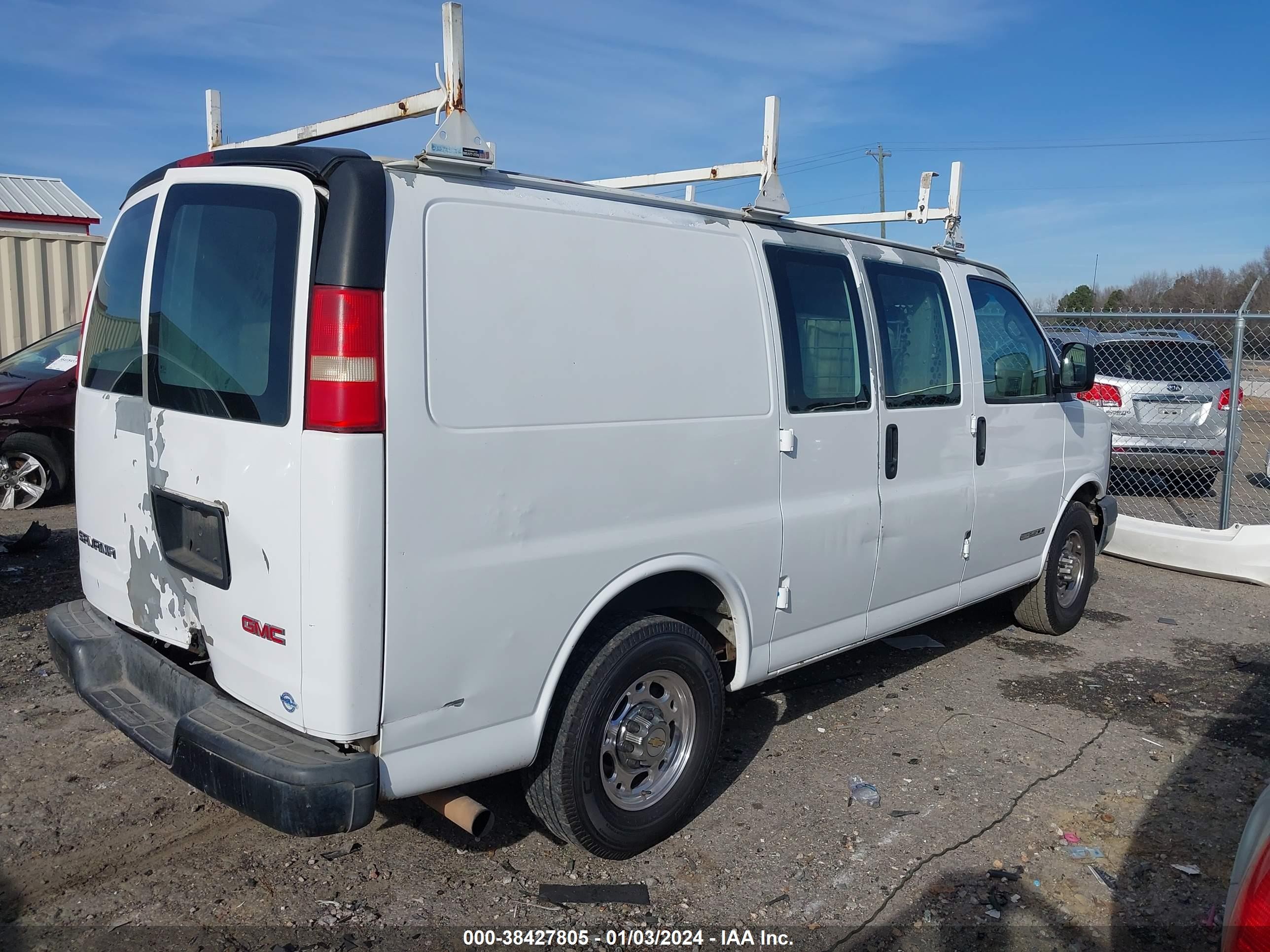 Photo 3 VIN: 1GTGG25V151251959 - GMC SAVANA 