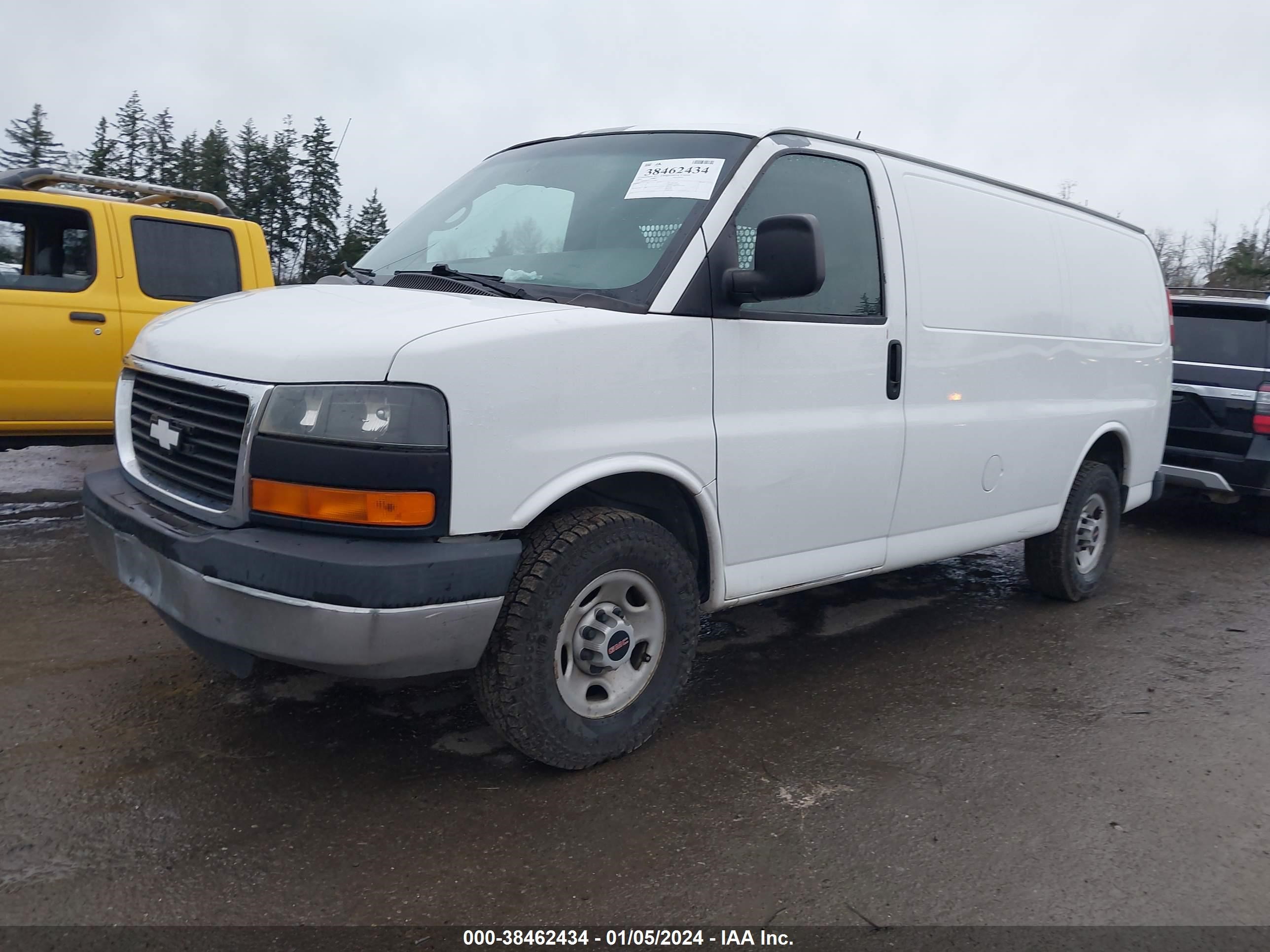 Photo 1 VIN: 1GTGG25V171119061 - GMC SAVANA 