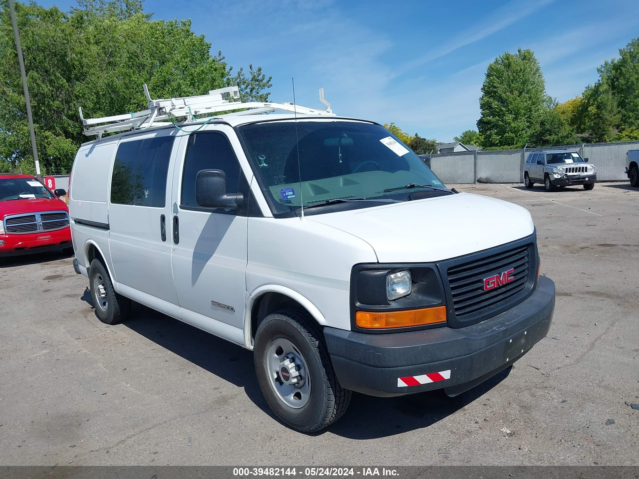 Photo 0 VIN: 1GTGG25V261223668 - GMC SAVANA 