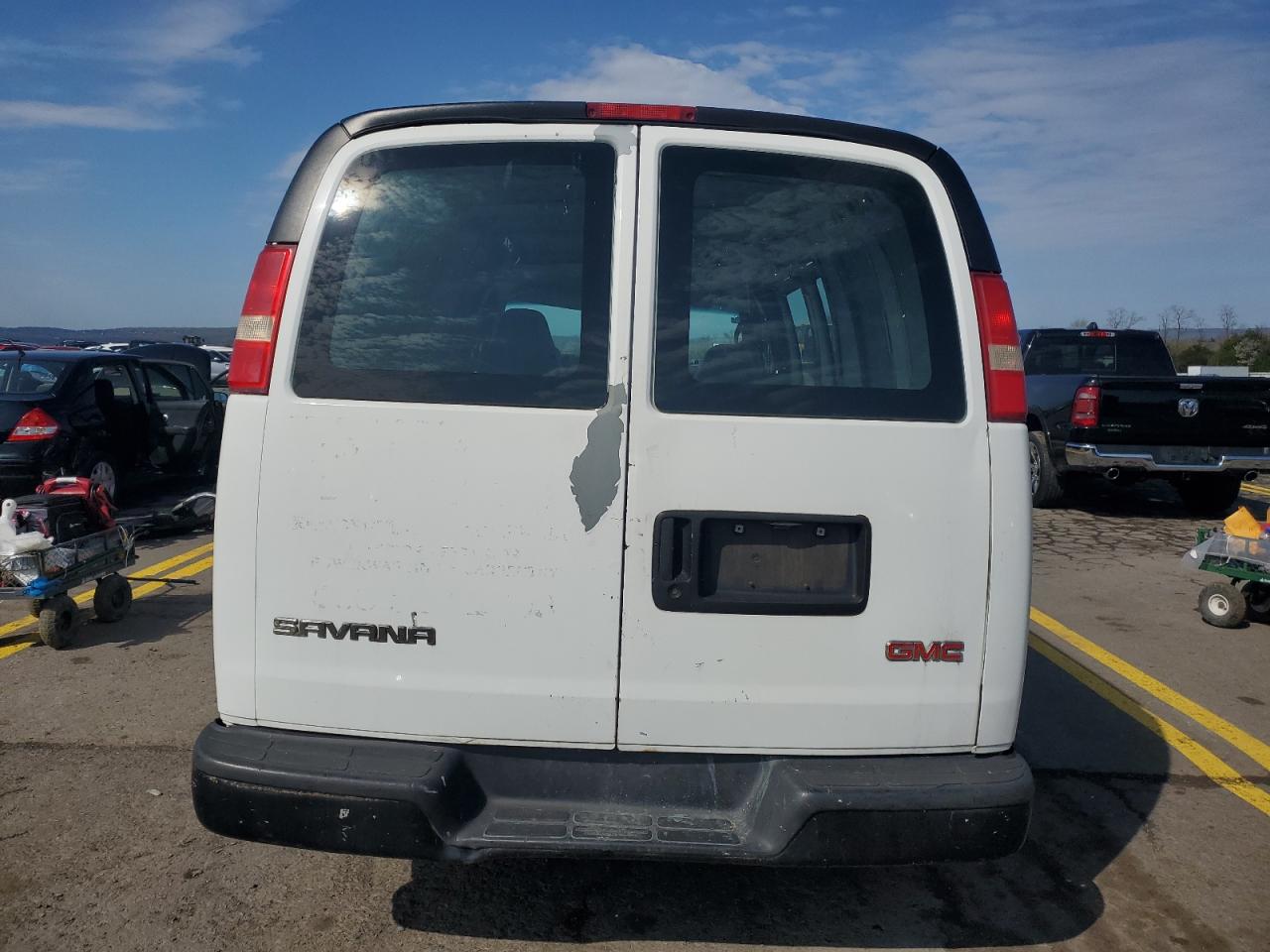 Photo 5 VIN: 1GTGG25V551229382 - GMC SAVANA 