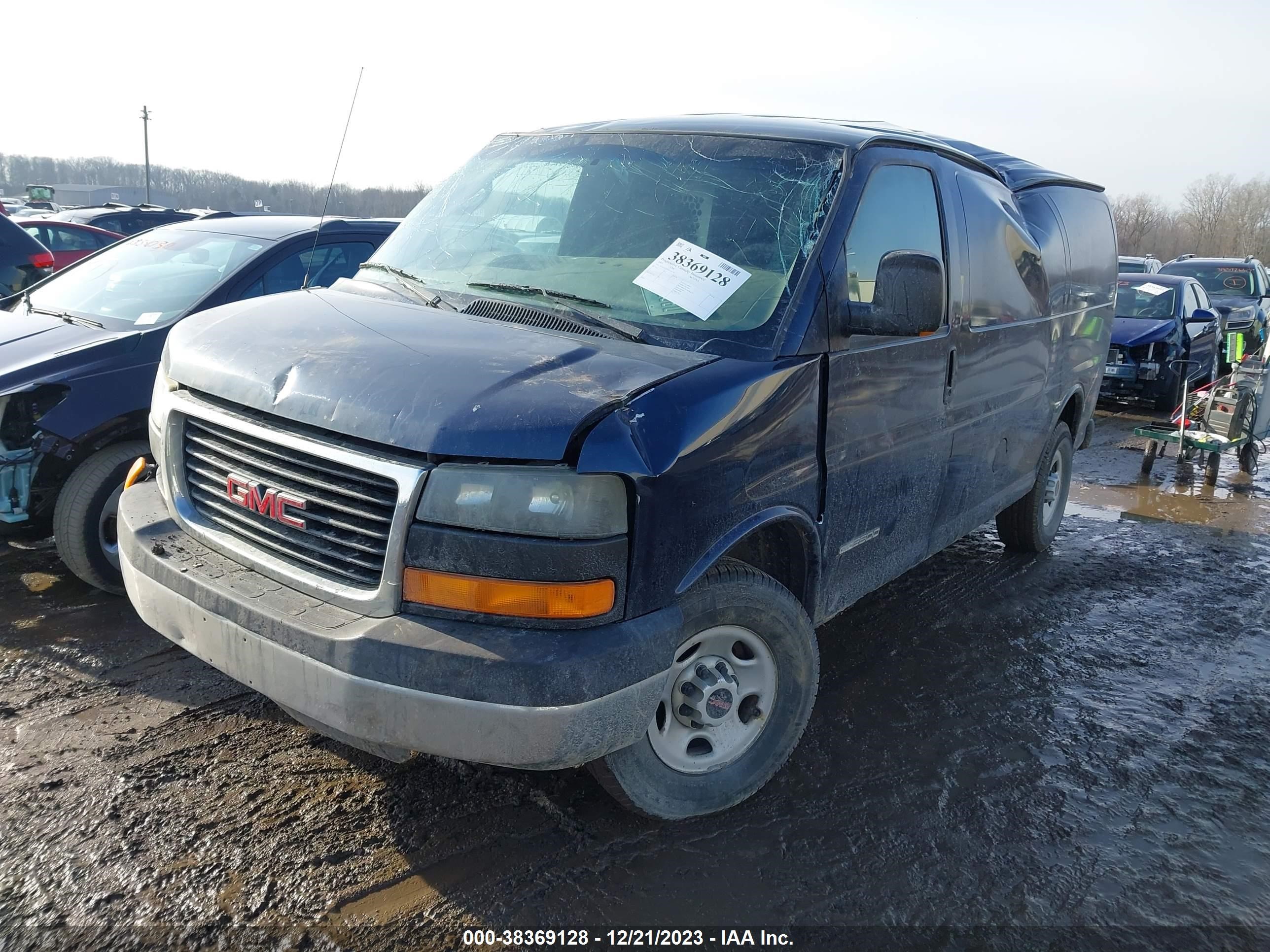 Photo 1 VIN: 1GTGG25V651136340 - GMC SAVANA 