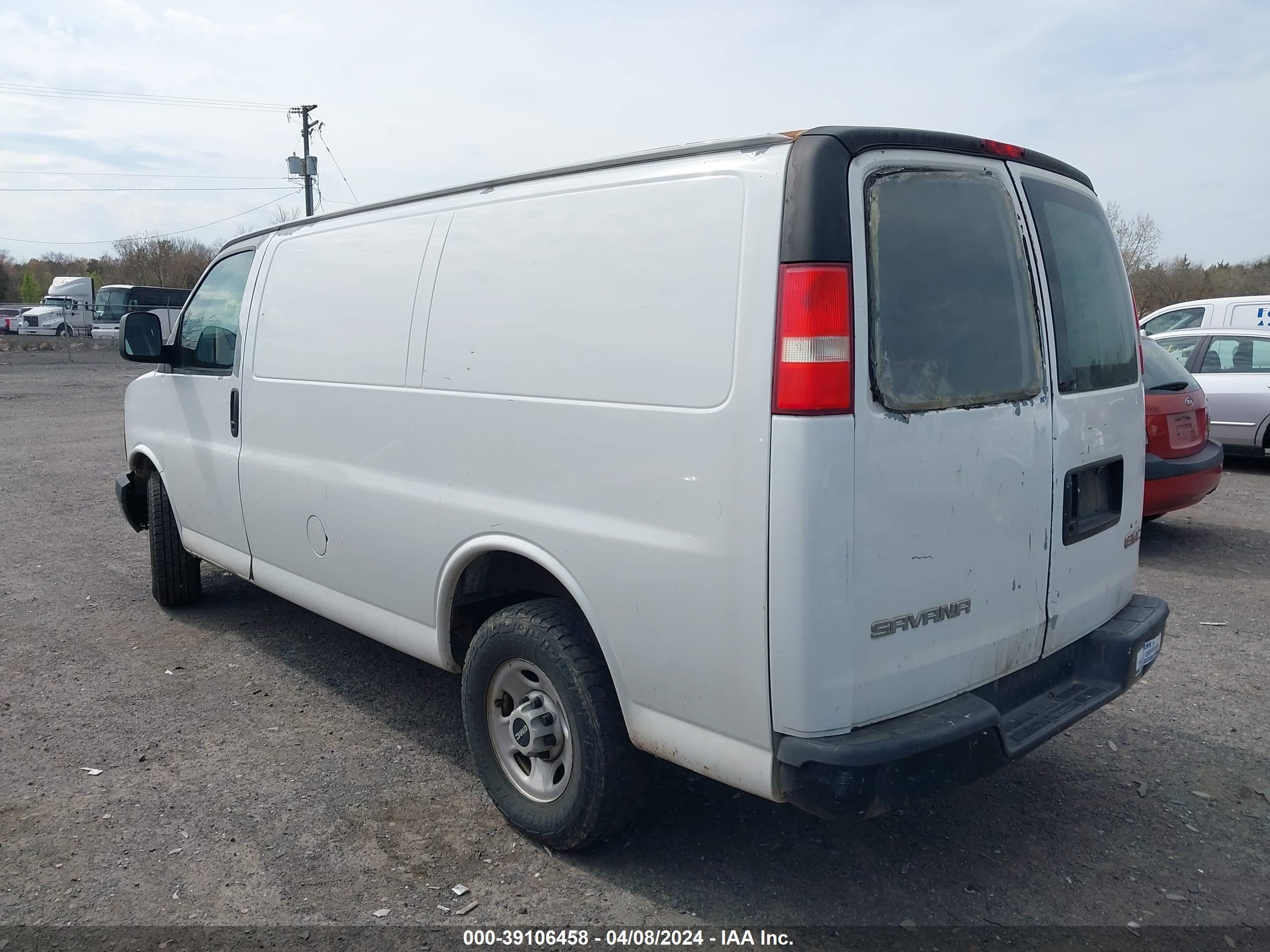 Photo 2 VIN: 1GTGG25V771133854 - GMC SAVANA 