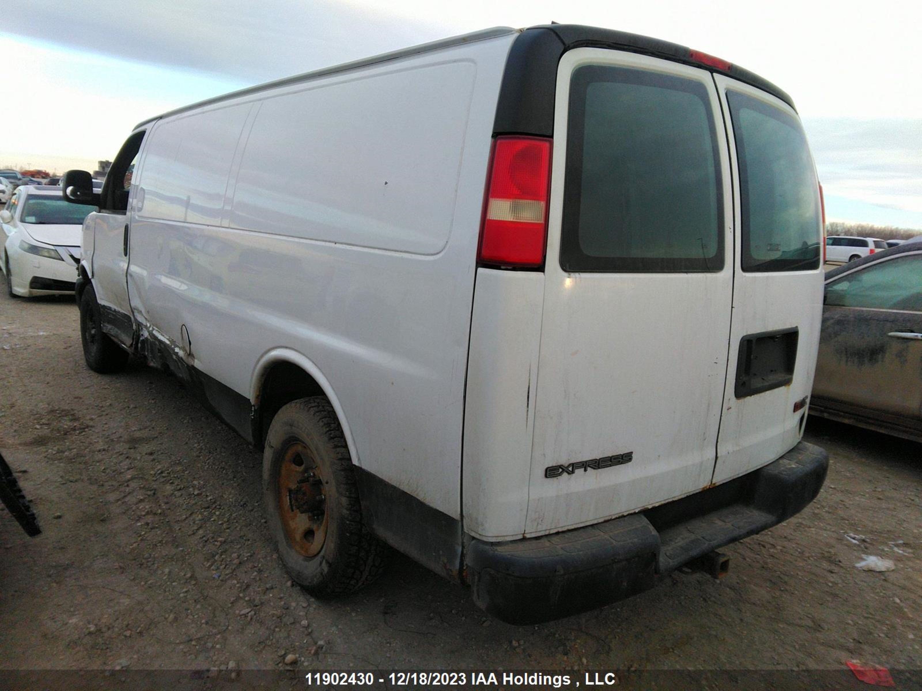 Photo 2 VIN: 1GTGG292061191190 - GMC SAVANA 