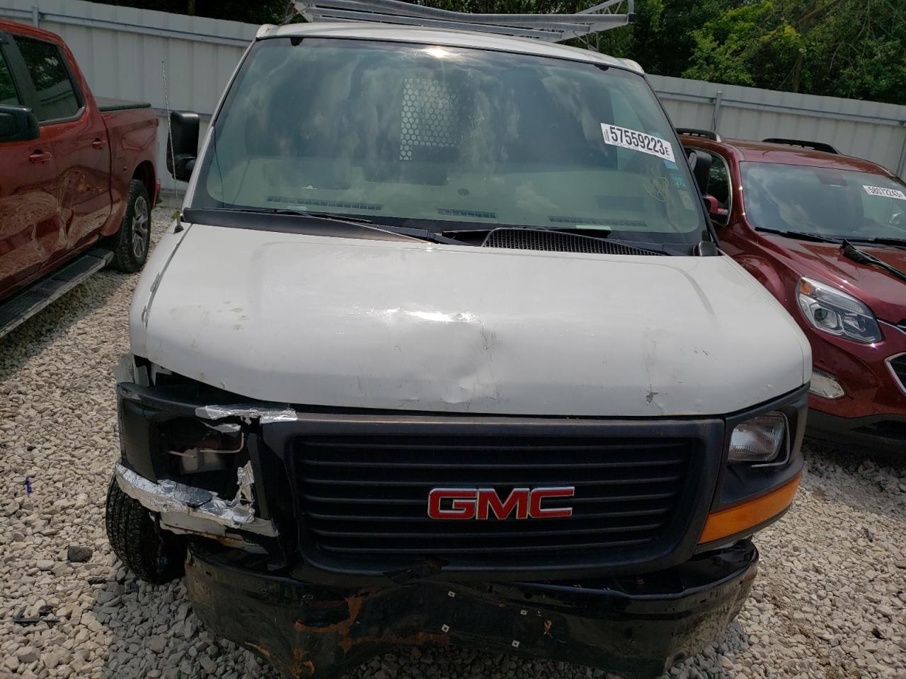 Photo 4 VIN: 1GTGG29C481233209 - GMC SAVANA 