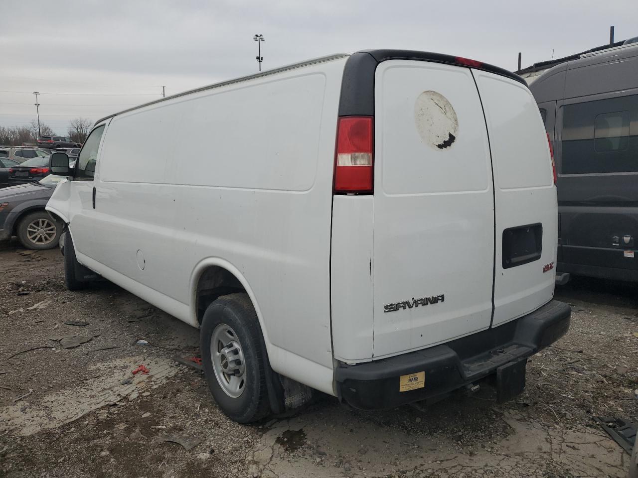 Photo 1 VIN: 1GTGG29K481233394 - GMC SAVANA 