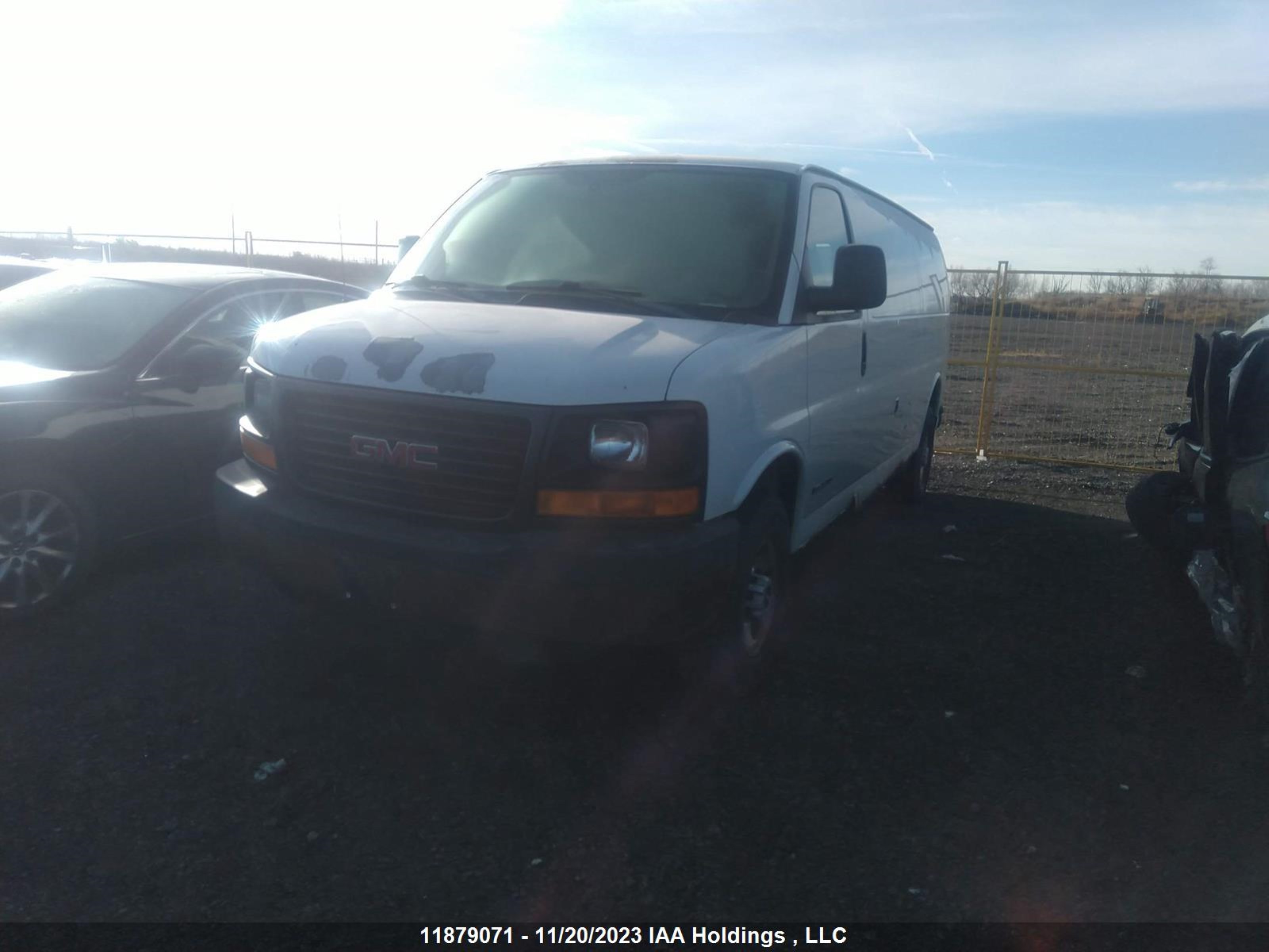 Photo 1 VIN: 1GTGG29U161237322 - GMC SAVANA 