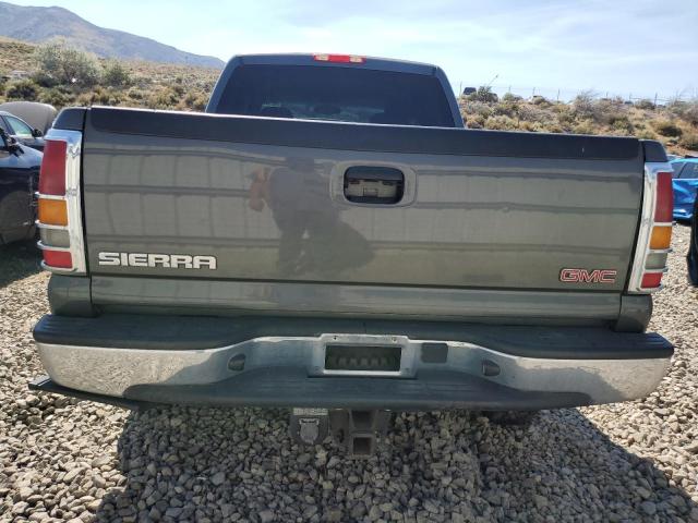 Photo 5 VIN: 1GTGK13U02F224849 - GMC SIERRA 