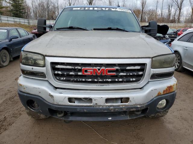 Photo 4 VIN: 1GTGK13U13F109856 - GMC SIERRA 