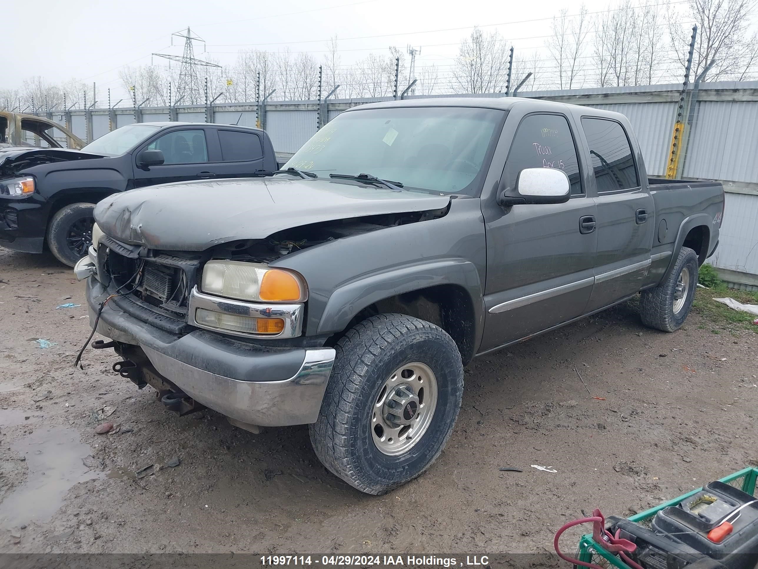 Photo 1 VIN: 1GTGK13U72F113473 - GMC SIERRA 