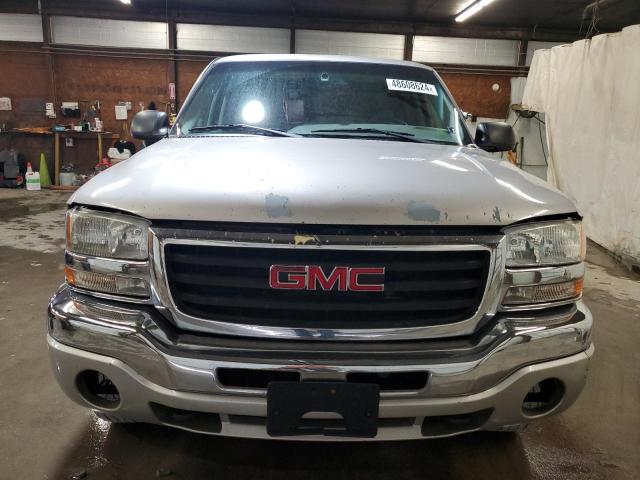 Photo 4 VIN: 1GTGK13U95F839937 - GMC SIERRA 