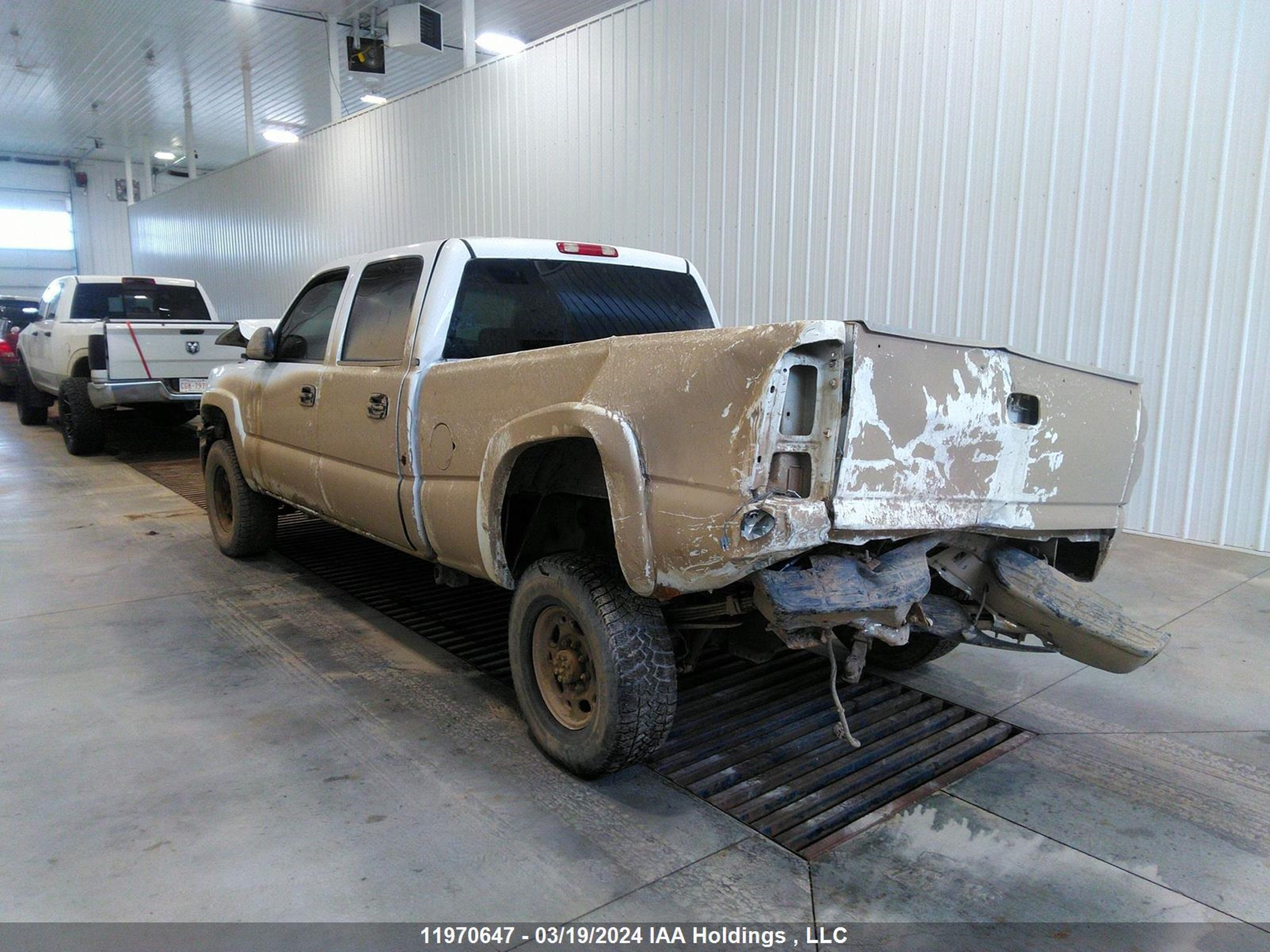 Photo 2 VIN: 1GTGK13UX1F171169 - GMC SIERRA 