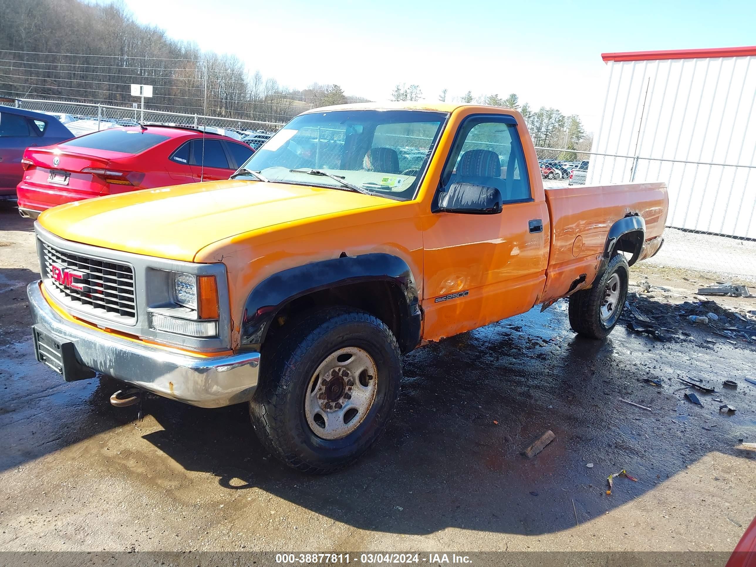 Photo 1 VIN: 1GTGK24R8WZ540584 - GMC NULL 