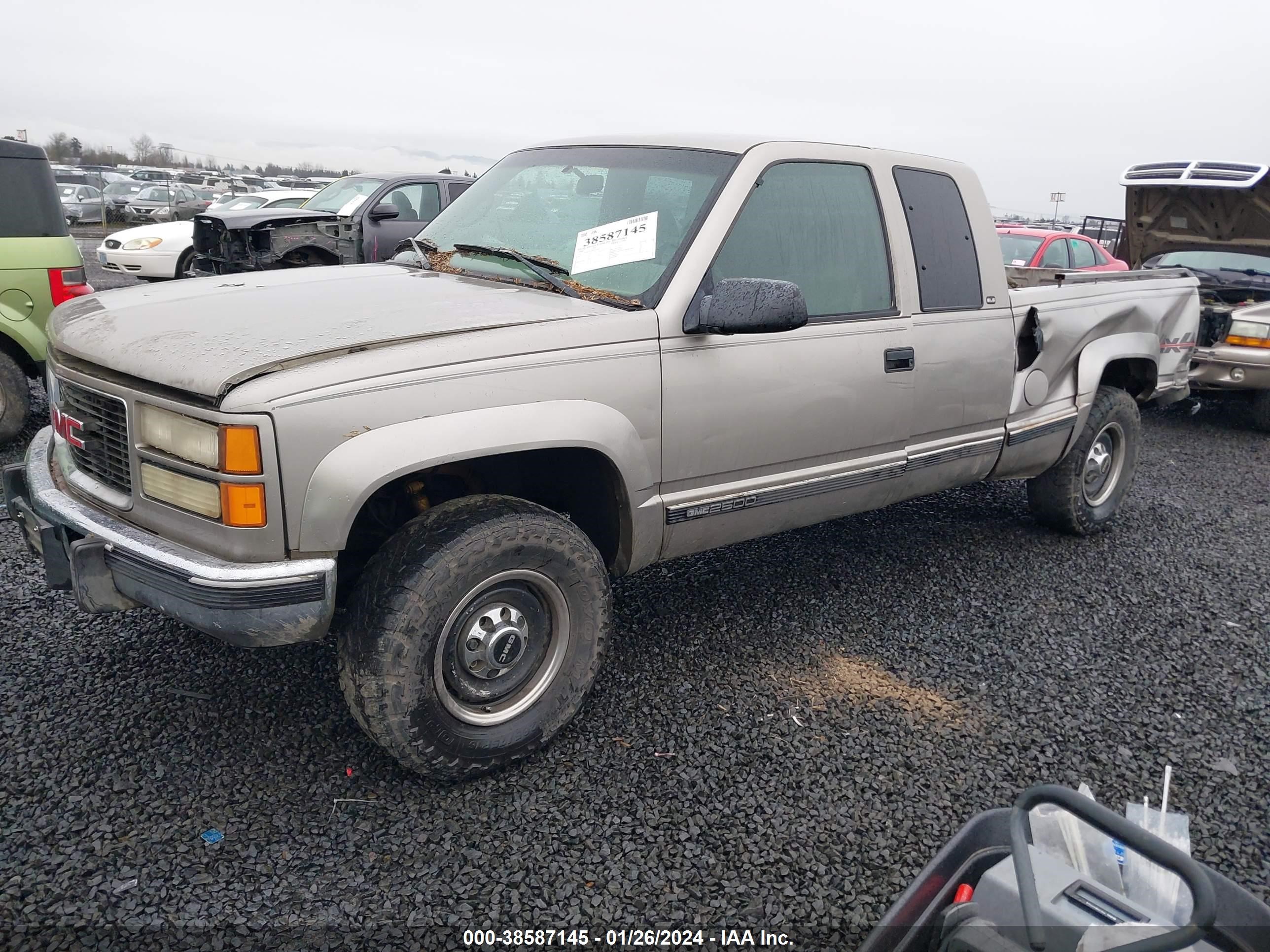 Photo 1 VIN: 1GTGK29F9WE527901 - GMC NULL 