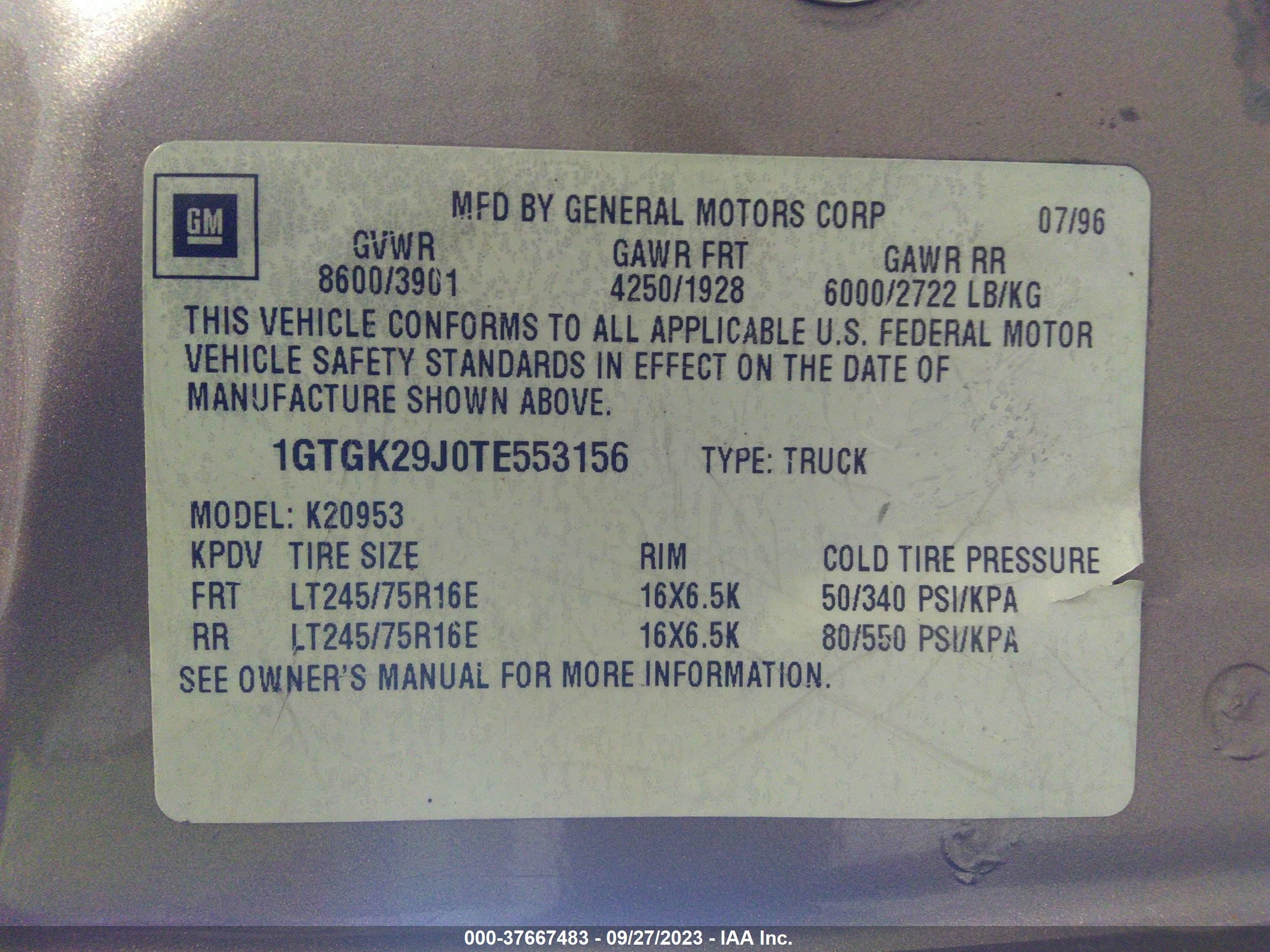 Photo 8 VIN: 1GTGK29J0TE553156 - GMC SIERRA 