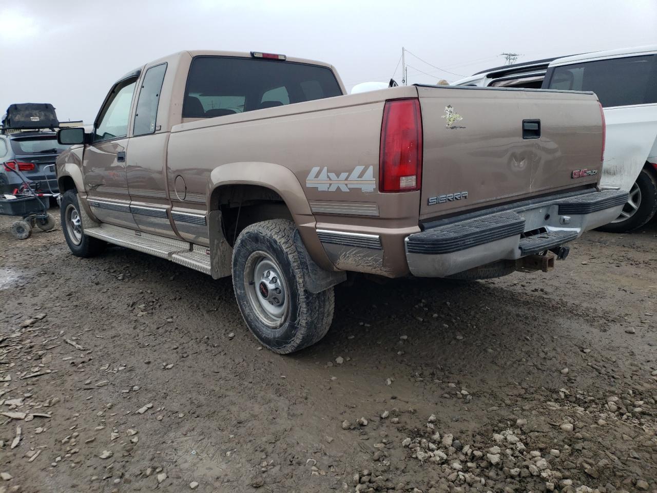 Photo 1 VIN: 1GTGK29J2VE525510 - GMC SIERRA 