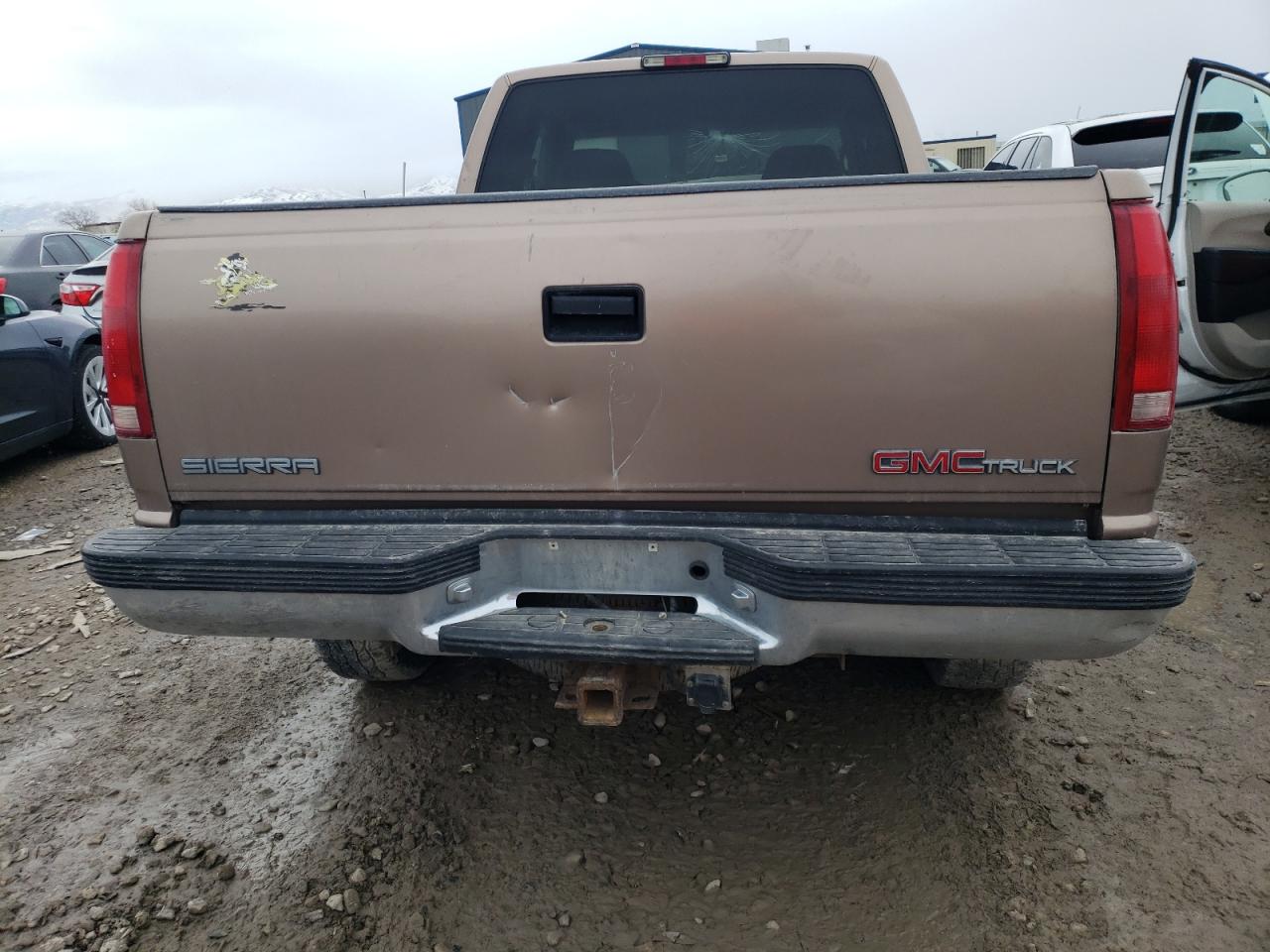 Photo 5 VIN: 1GTGK29J2VE525510 - GMC SIERRA 